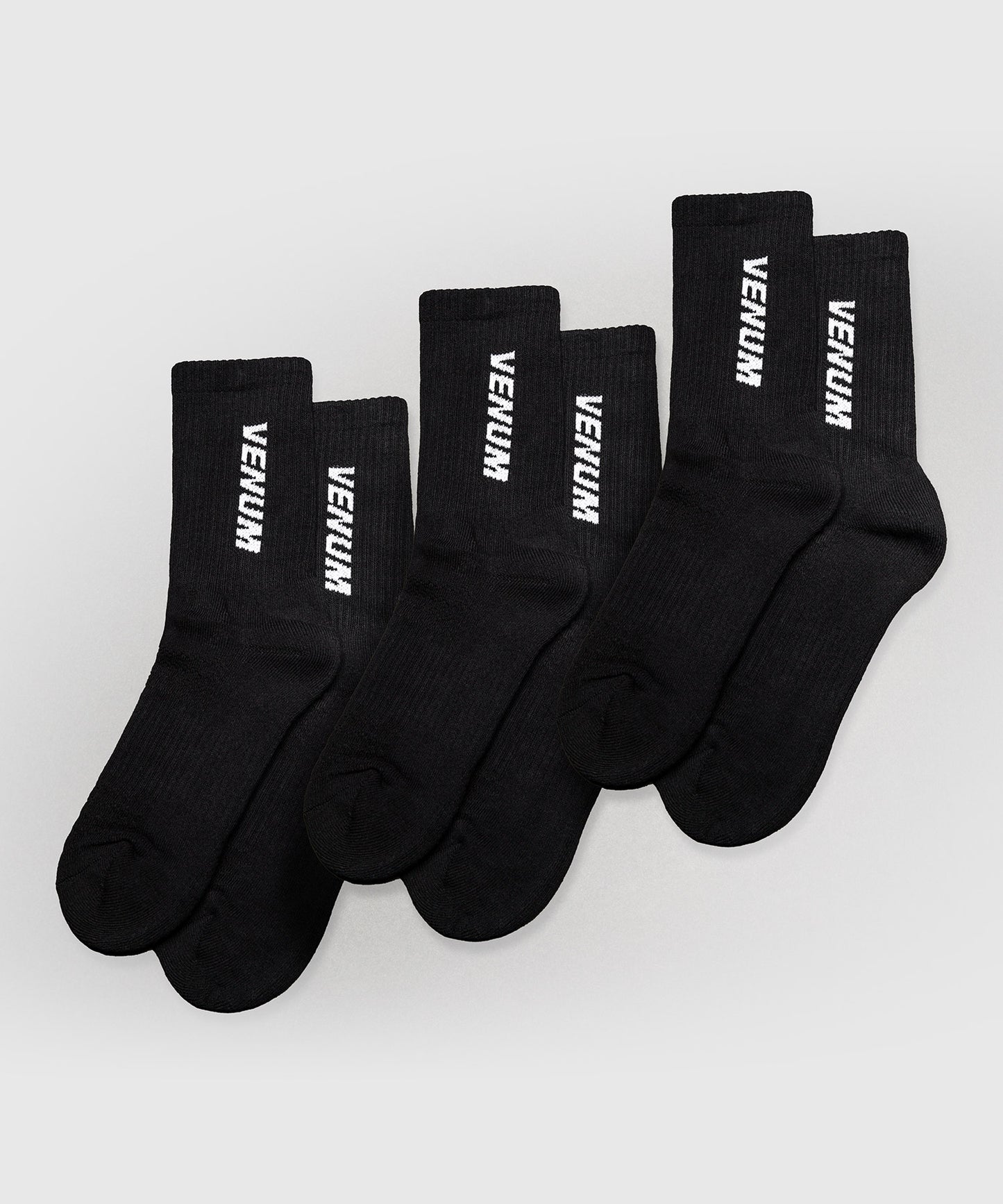 Chaussettes mi-longues Venum Essential – Noir/Blanc (Lot de 3 paires)