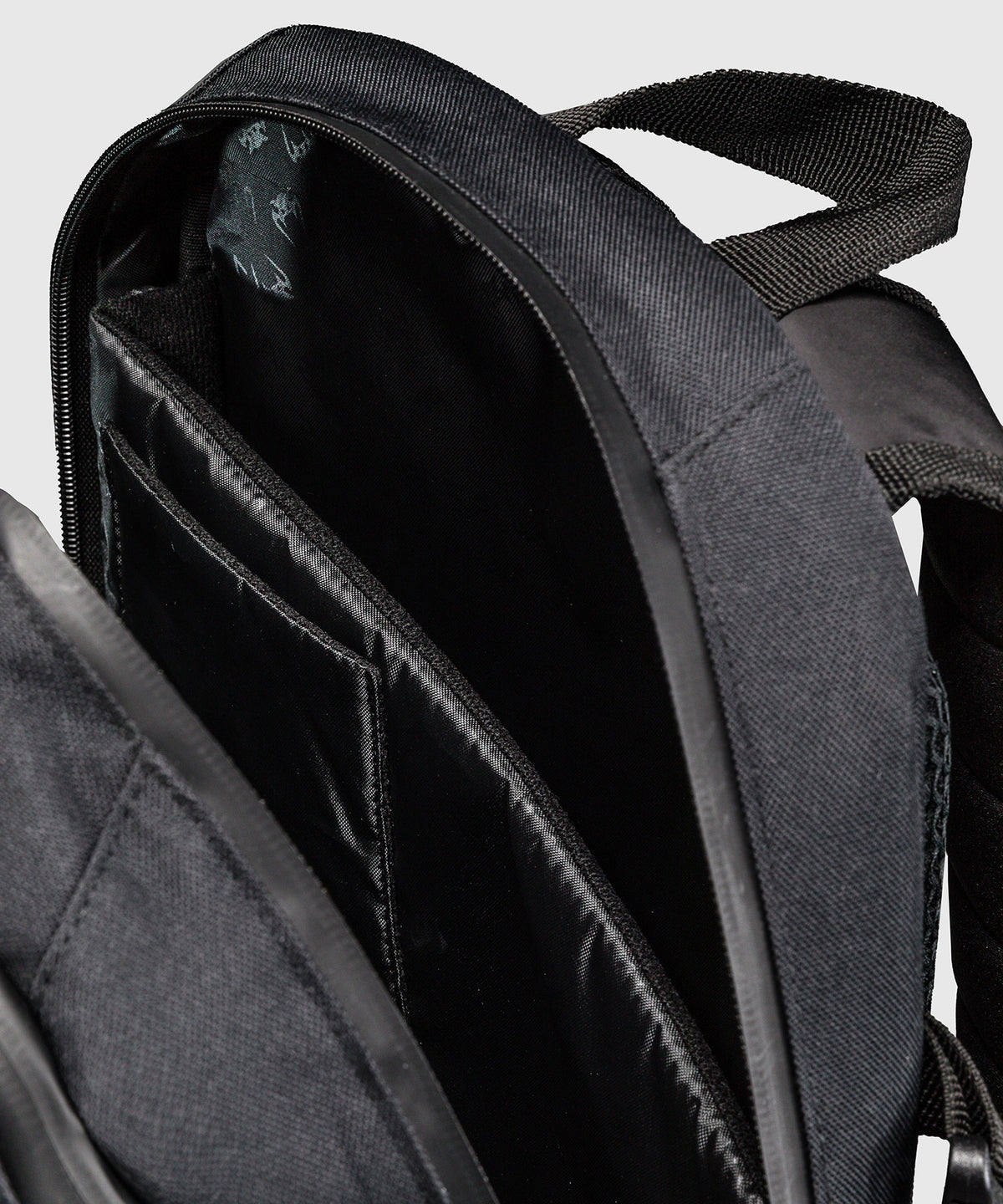 Venum Amazonia Reborn Rucksack (15-25 L) - Schwarz/Grün