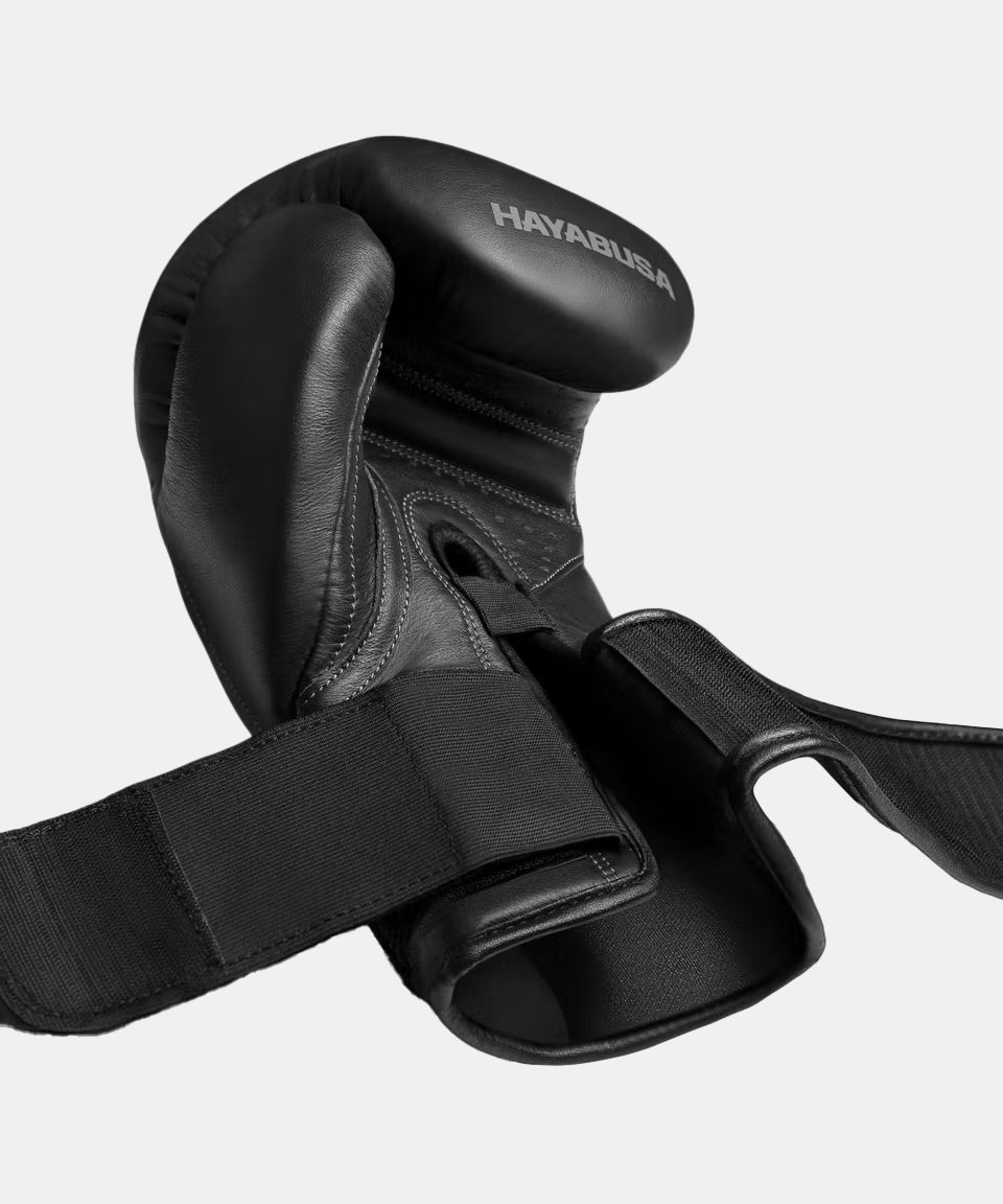 Hayabusa T3 Kanpeki Guantes de Boxeo - Negro/Negro