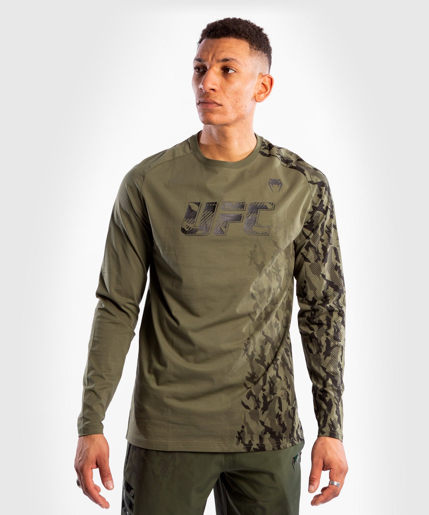 UFC Men's Long Sleeve T-Shirt Venum Authentic Fight Week - Khaki