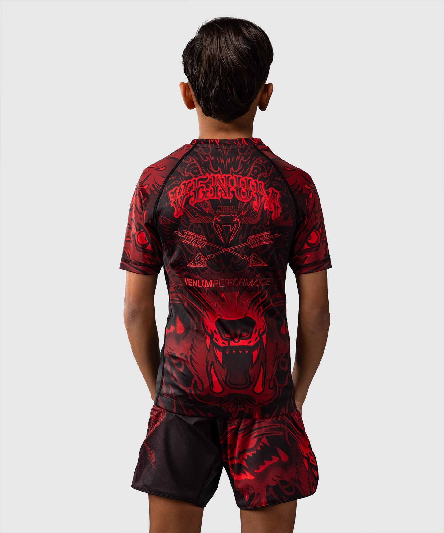 Rashguard à Manches Courtes Pour Enfants Venum Wolf Atak – Noir/Rouge
