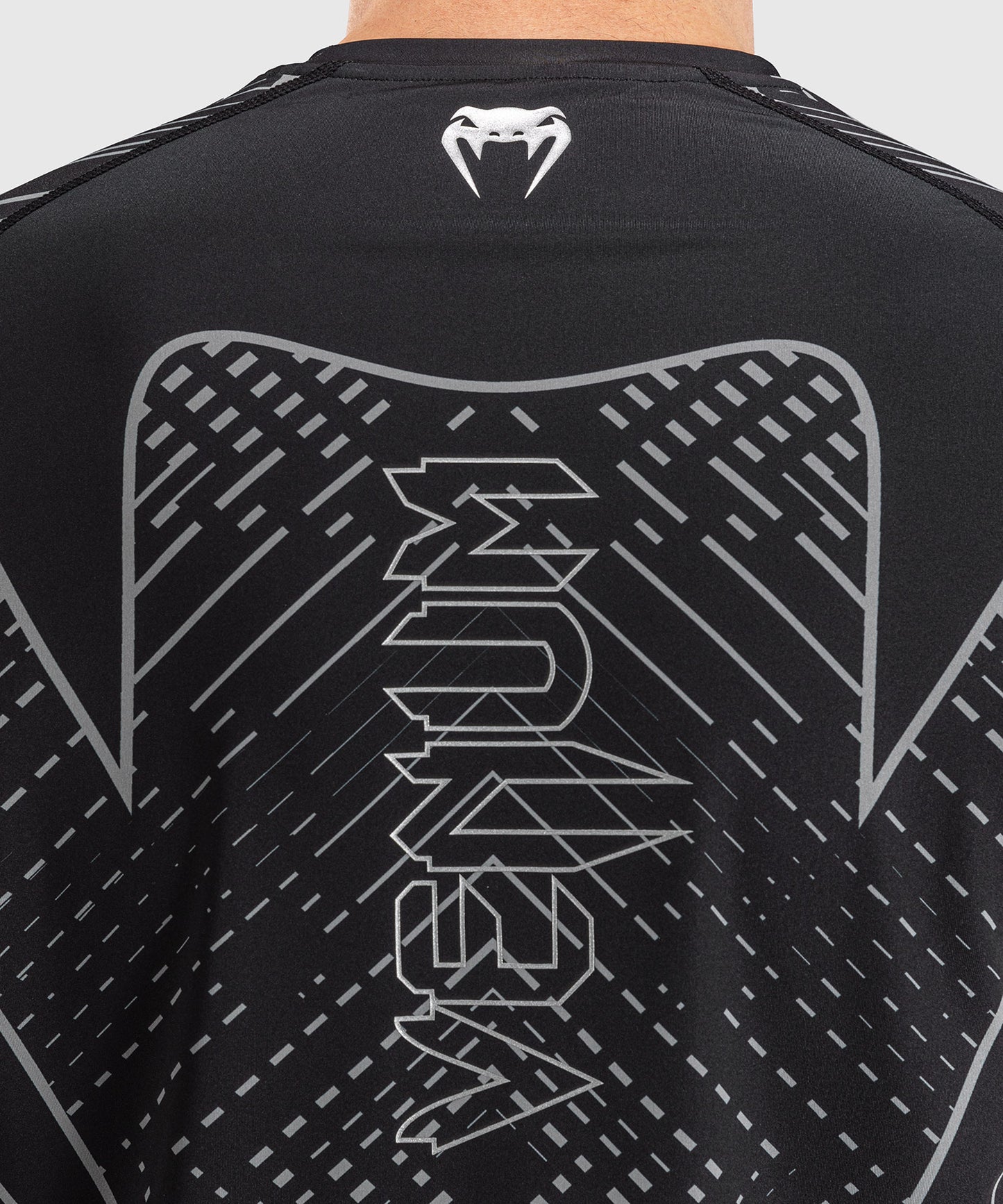 T-shirt Dry Tech Venum Midnight Fury – Noir/Gris/Argent