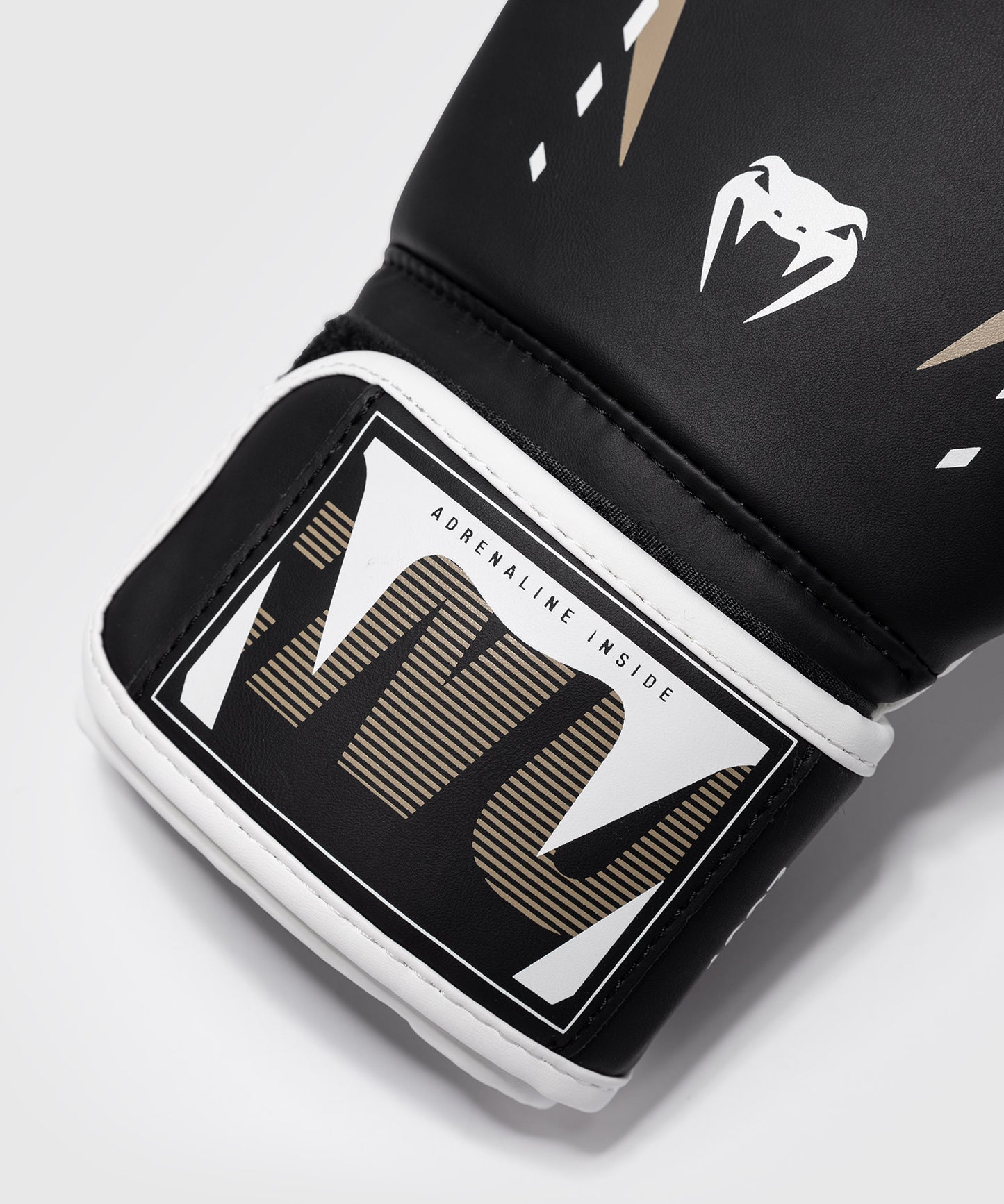 Gants de Boxe Venum Adrenaline – Noir/Sable