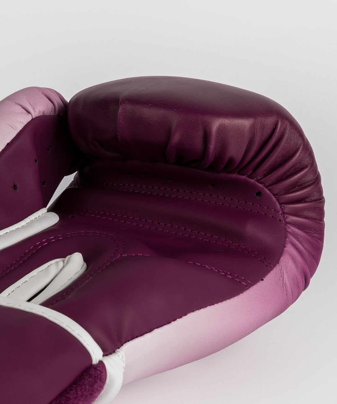 Venum Iris Guantes de Boxeo - Ciruela/Blanco