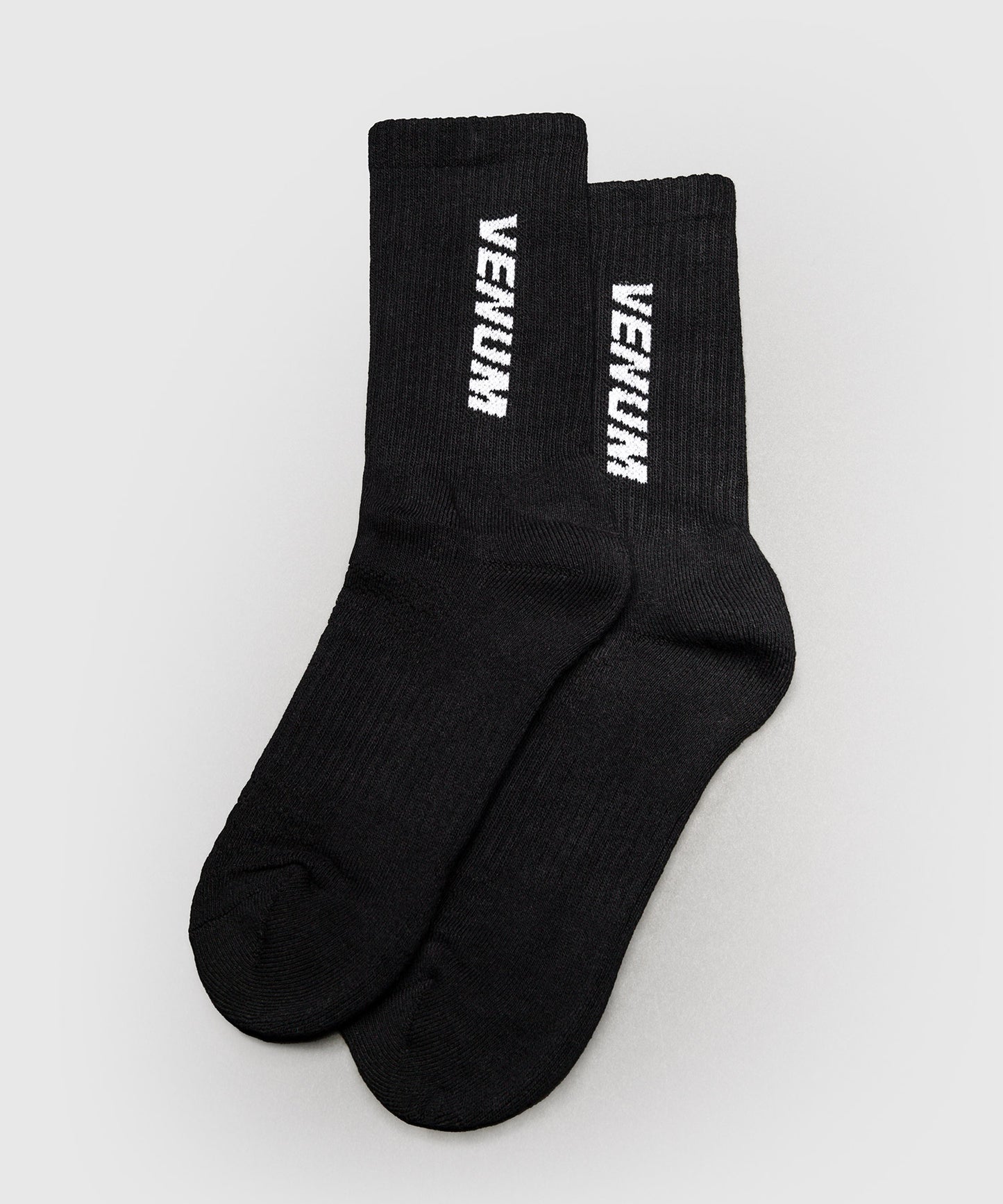 Chaussettes mi-longues Venum Essential – Noir/Blanc (Lot de 3 paires)