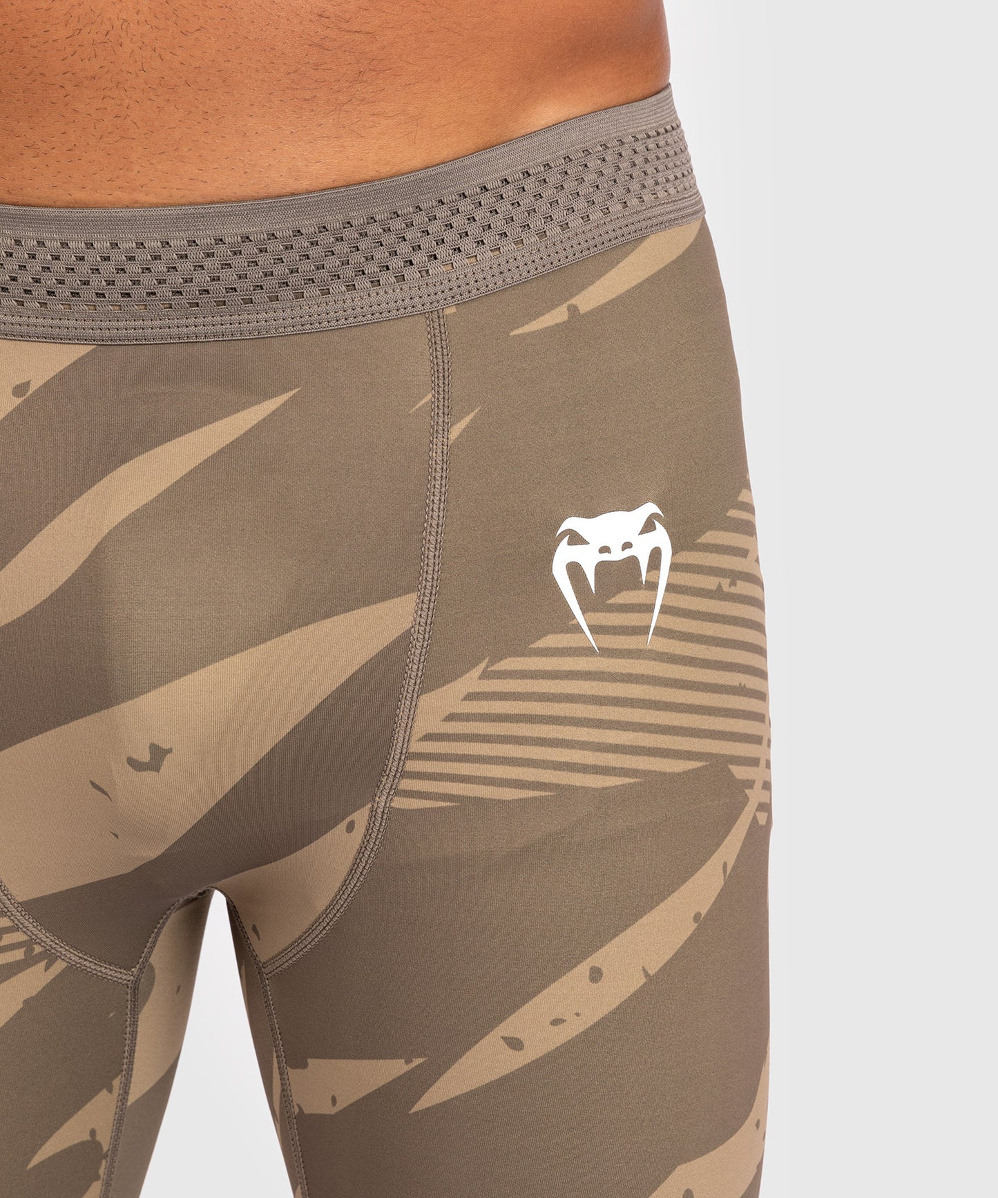 UFC Adrenaline by Venum Fight Week Vale Tudo Short da Uomo - Desert Camo