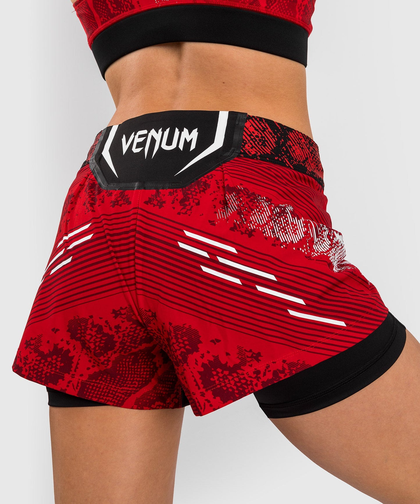 UFC Adrenaline by Venum Authentic Fight Night Women's Fight Shorts - Rot