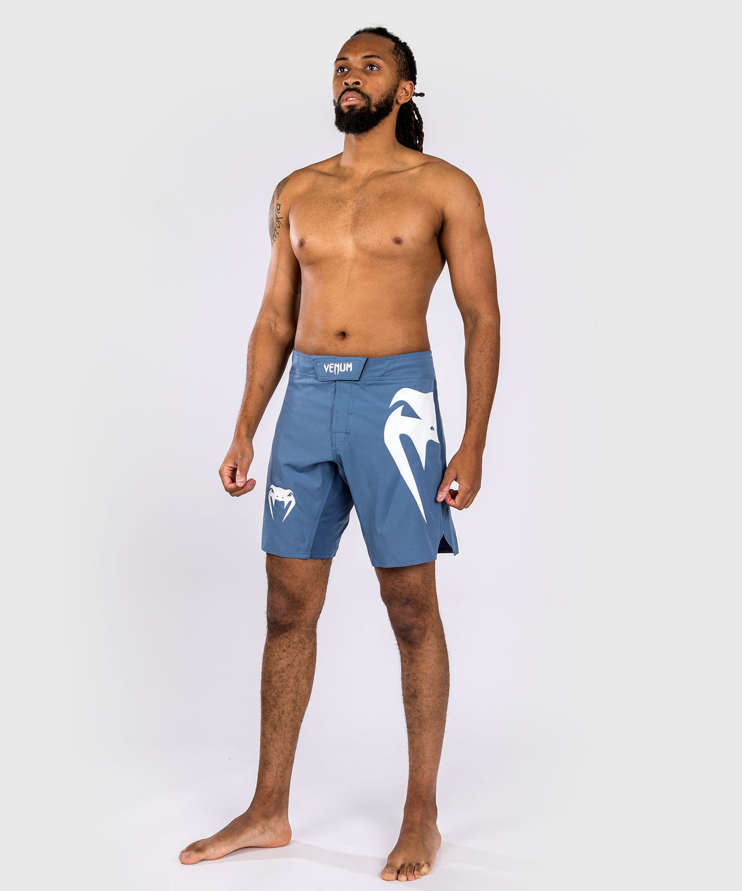 Venum Light 5.0 Fight Shorts - Blau/Weiß