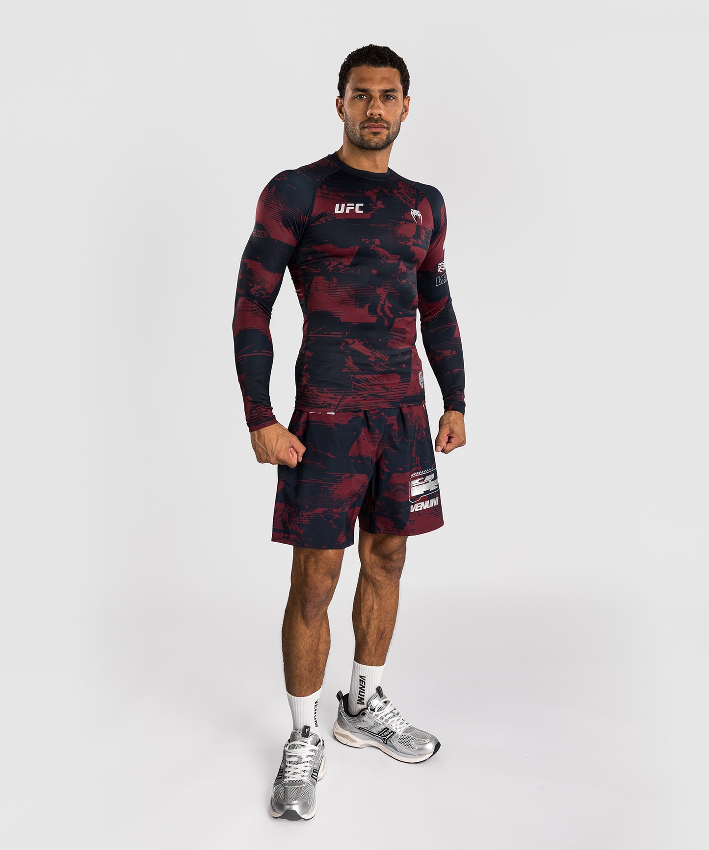 UFC Zenith by Venum Authentic Fight Week Performance Langarm Rashguard Herren - Marineblau/Burgunderrot/Silber