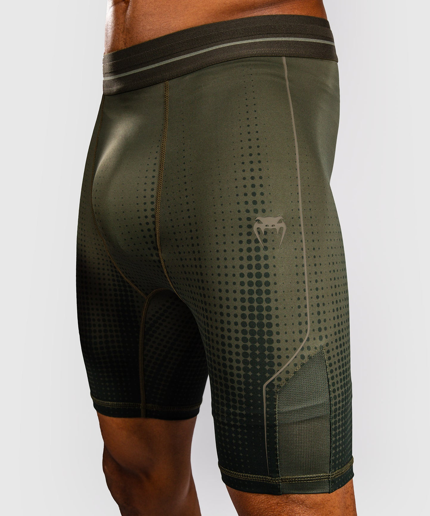 Short de Compression Venum Stealth Vale Tudo – Kaki/Vert Foncé