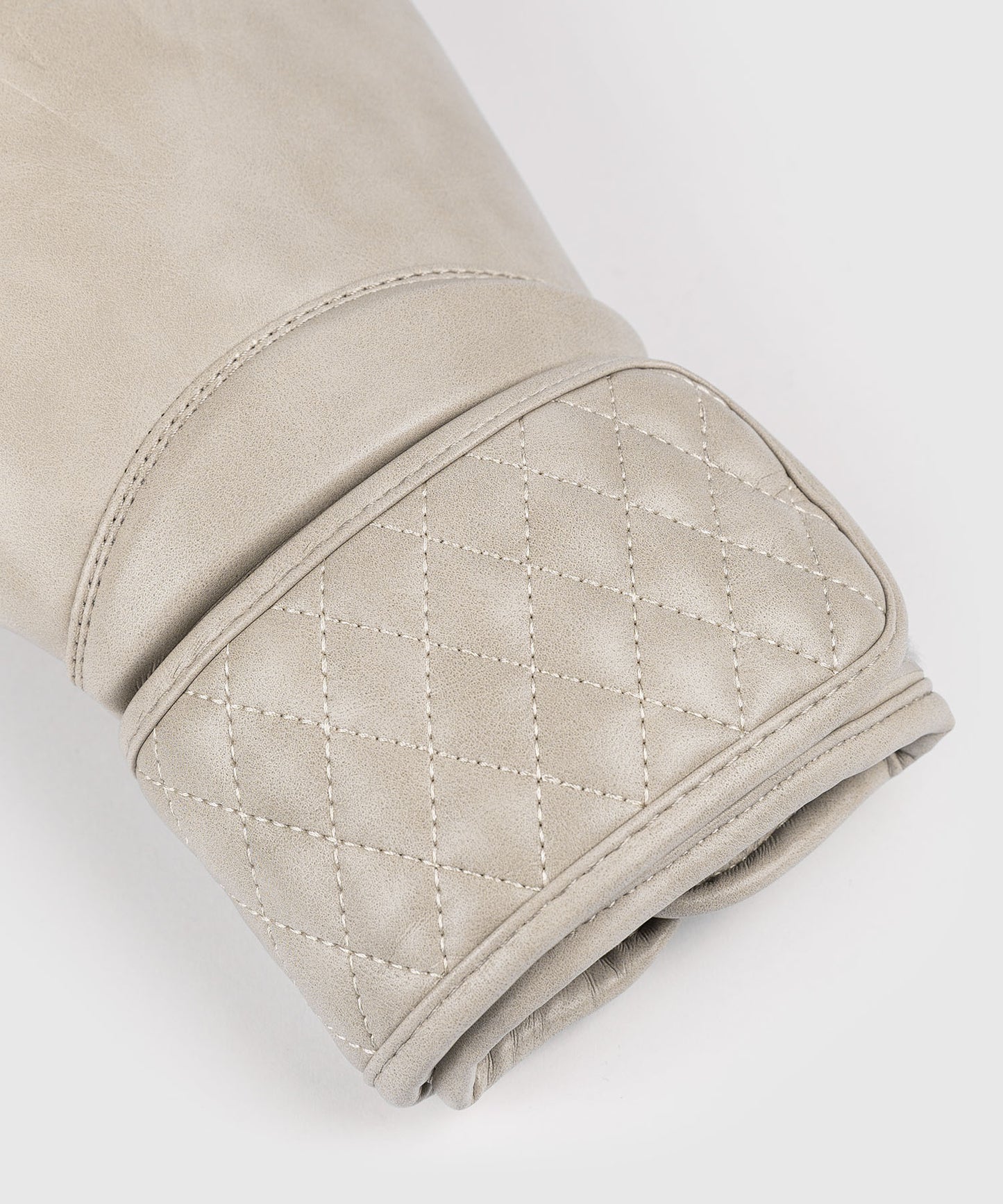 Venum Impact Classic Boxhandschuhe – Elfenbein