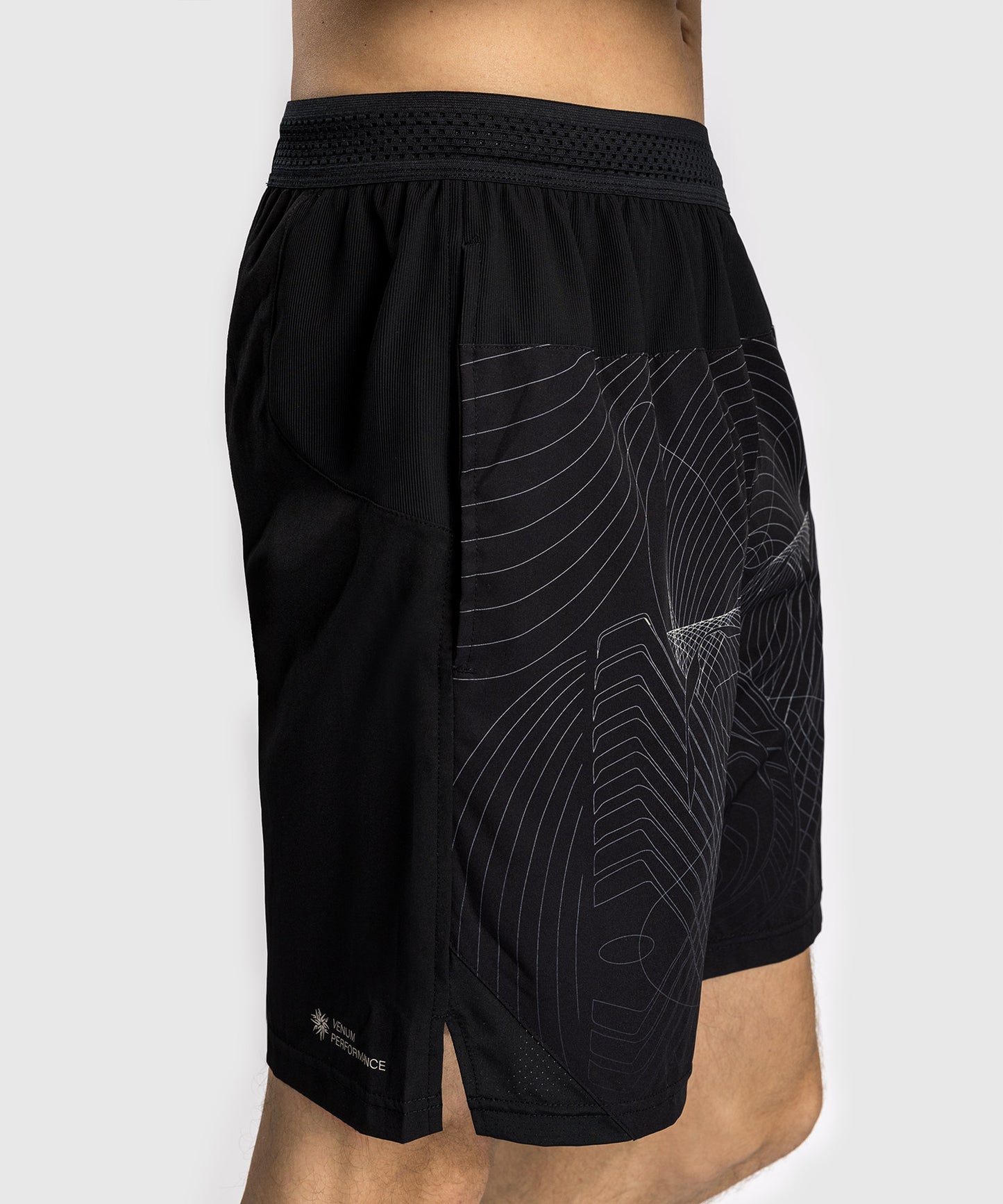 Short d'entraînement Venum G-Fit Air pour Hommes - Noir Intense/Sable Désert