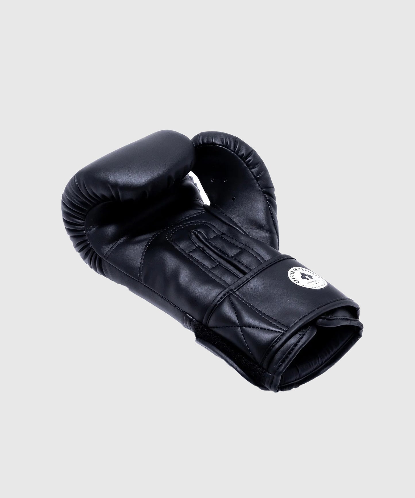 Infightstyle Pro Compact Boxhandschuhe - Schwarz