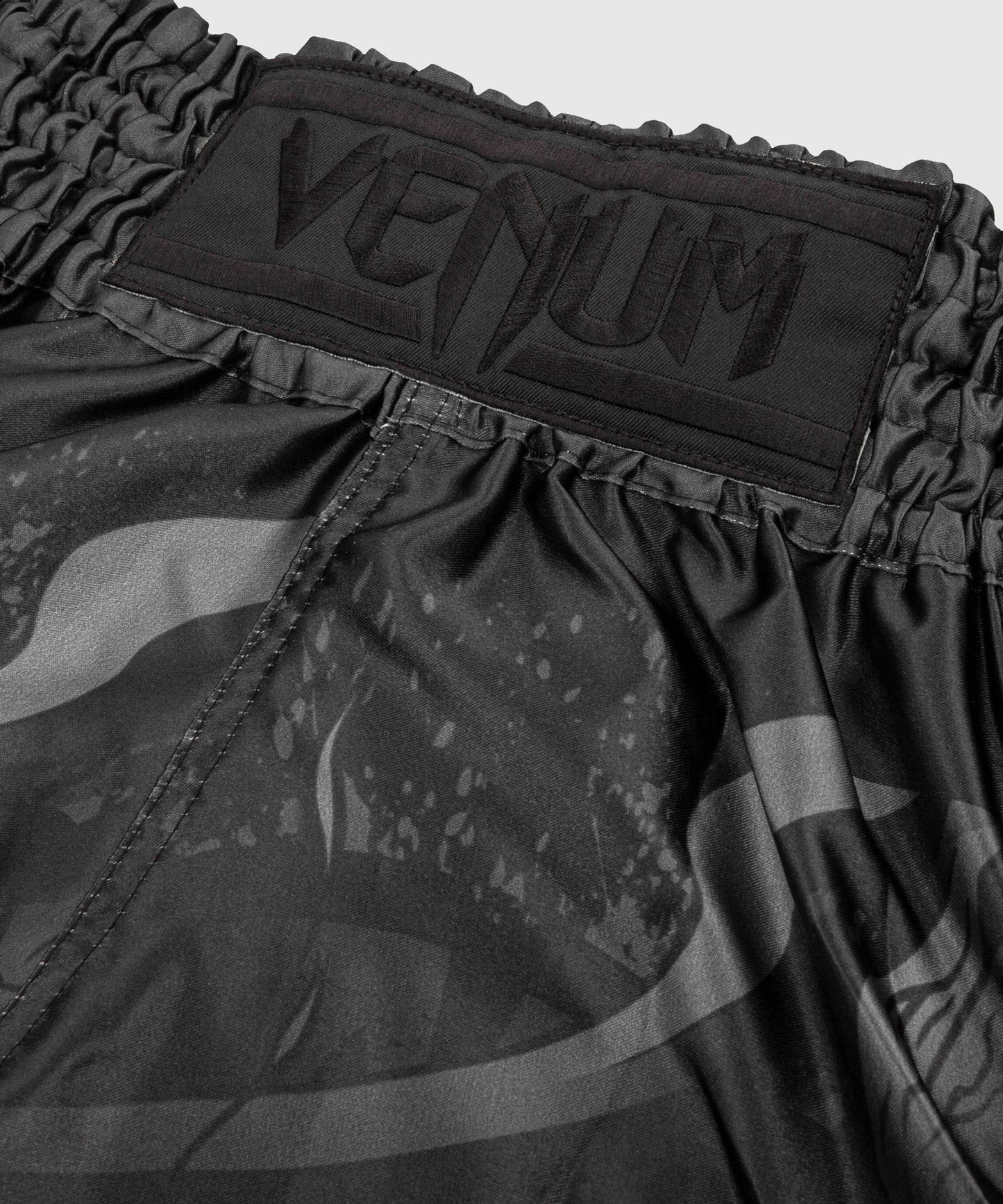 Short de Muay Thai Venum Devil - Noir/Noir