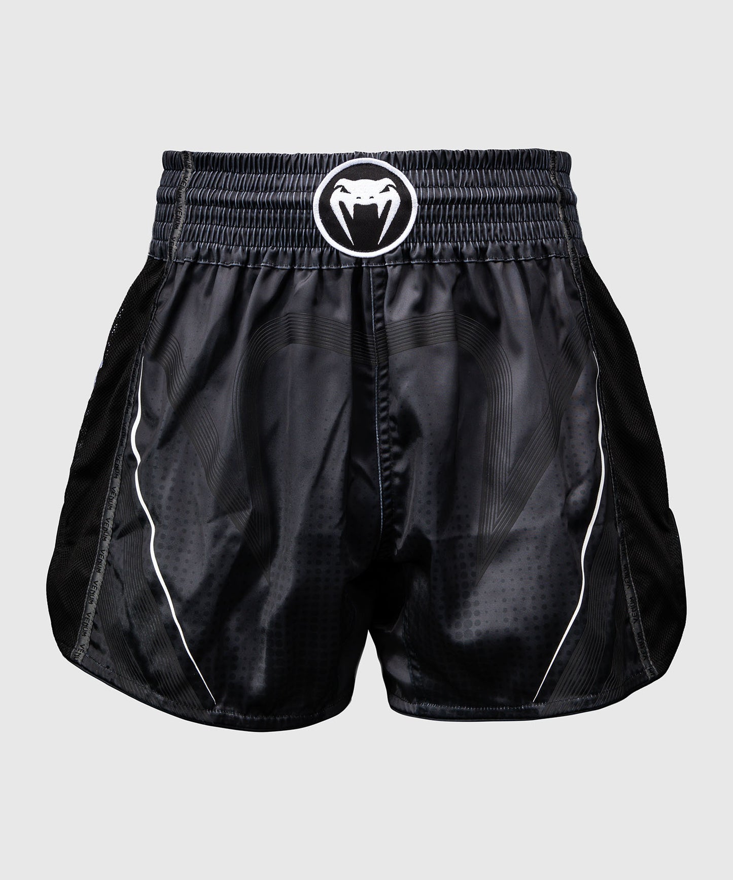 Venum Stealth Muay Thai-Shorts – Schwarz/Weiß