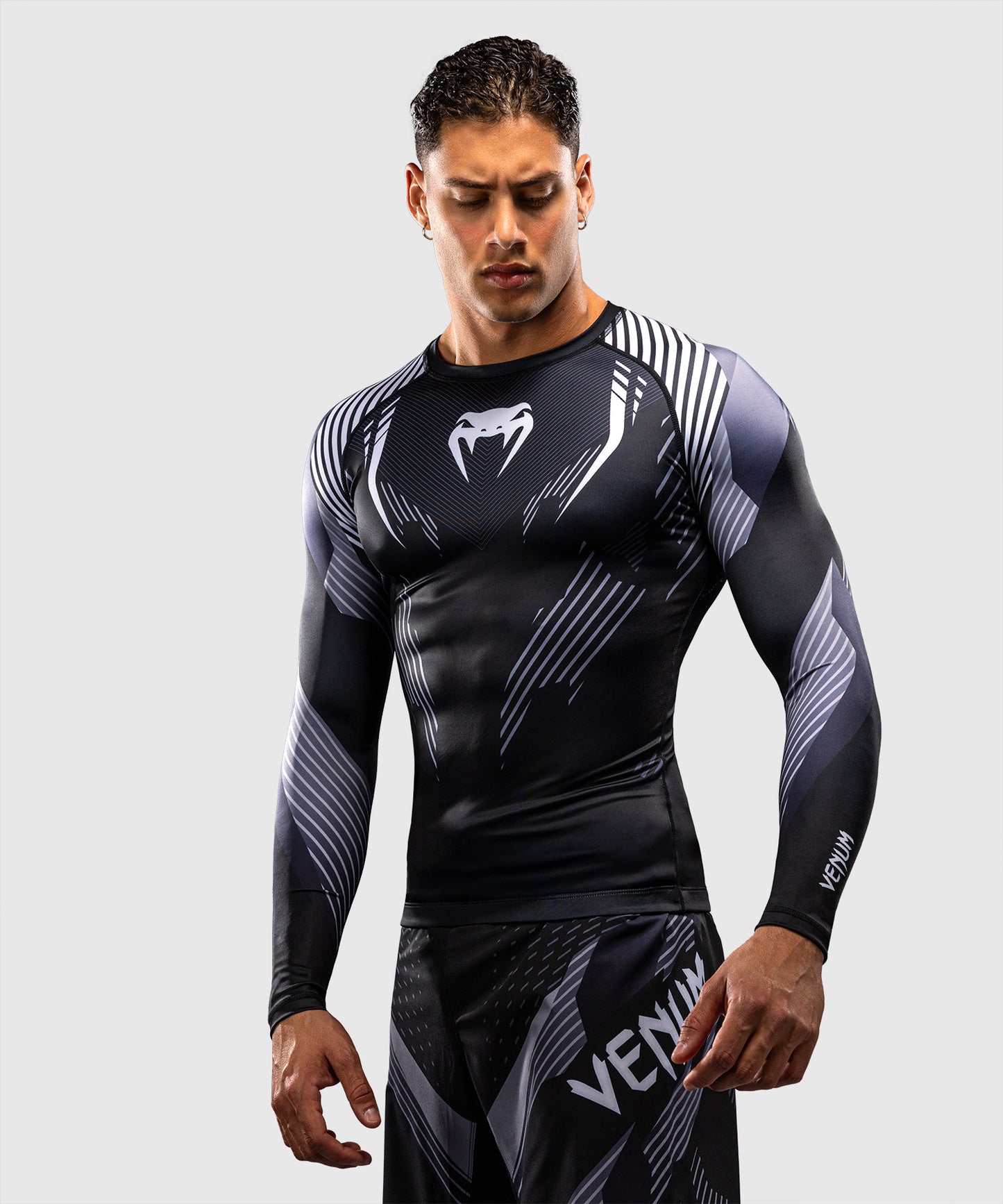 Venum No-Gi 6.0 Rashguard Manga Larga - Negro/Blanco
