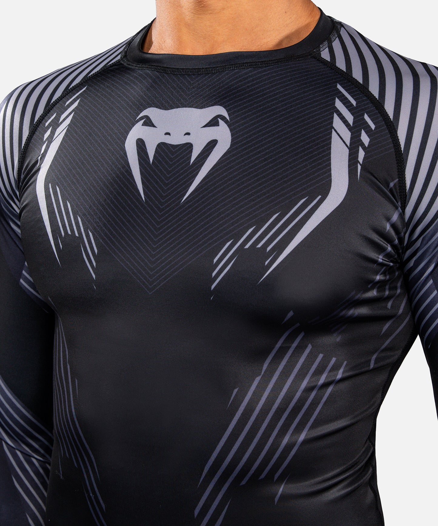 Venum No-Gi 6.0 Rashguard Manga Larga - Negro/Gris