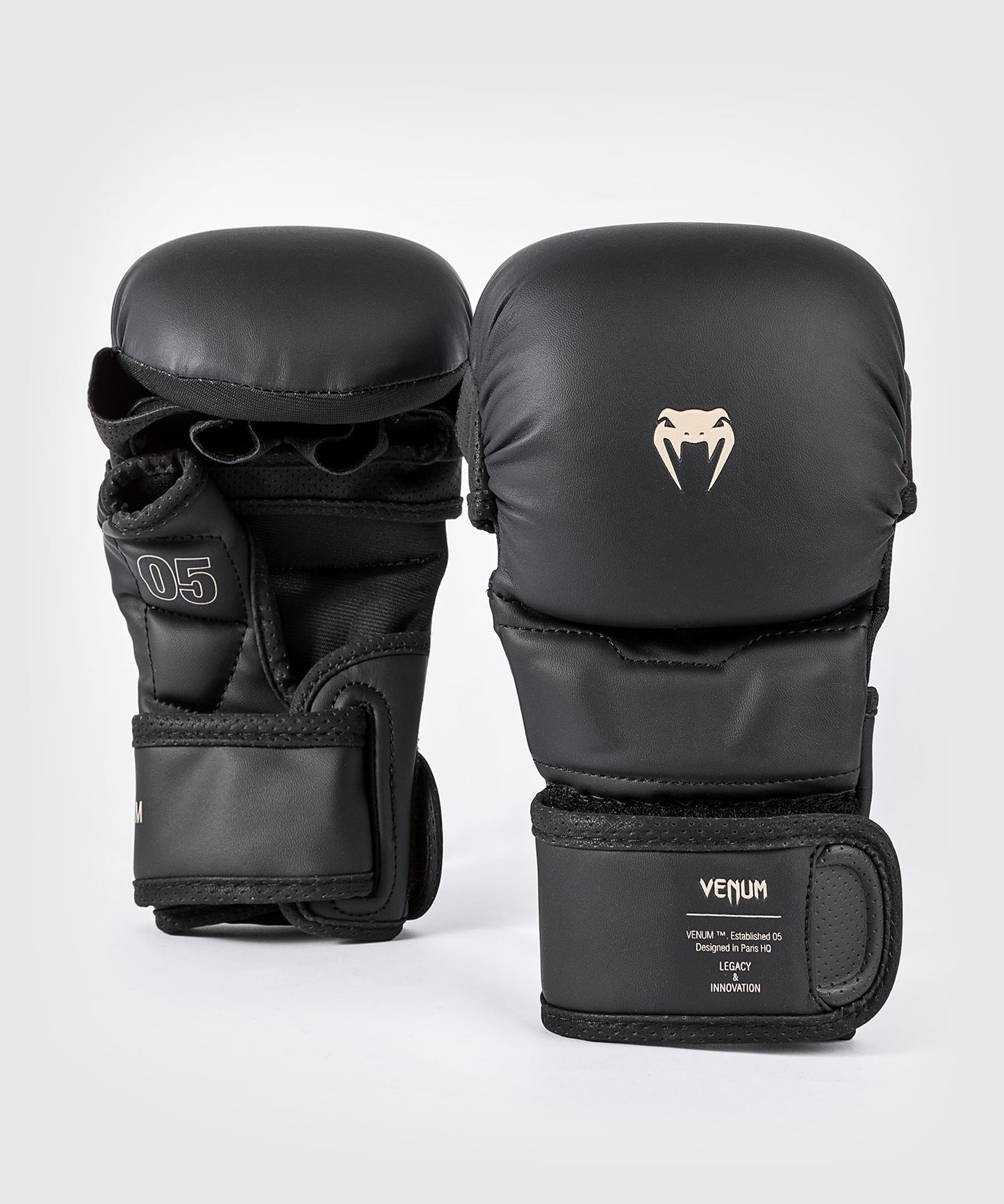 Venum x Tekken 8 Jin Kazama Guantes de Sparring MMA - Azul/Negro/Blanco