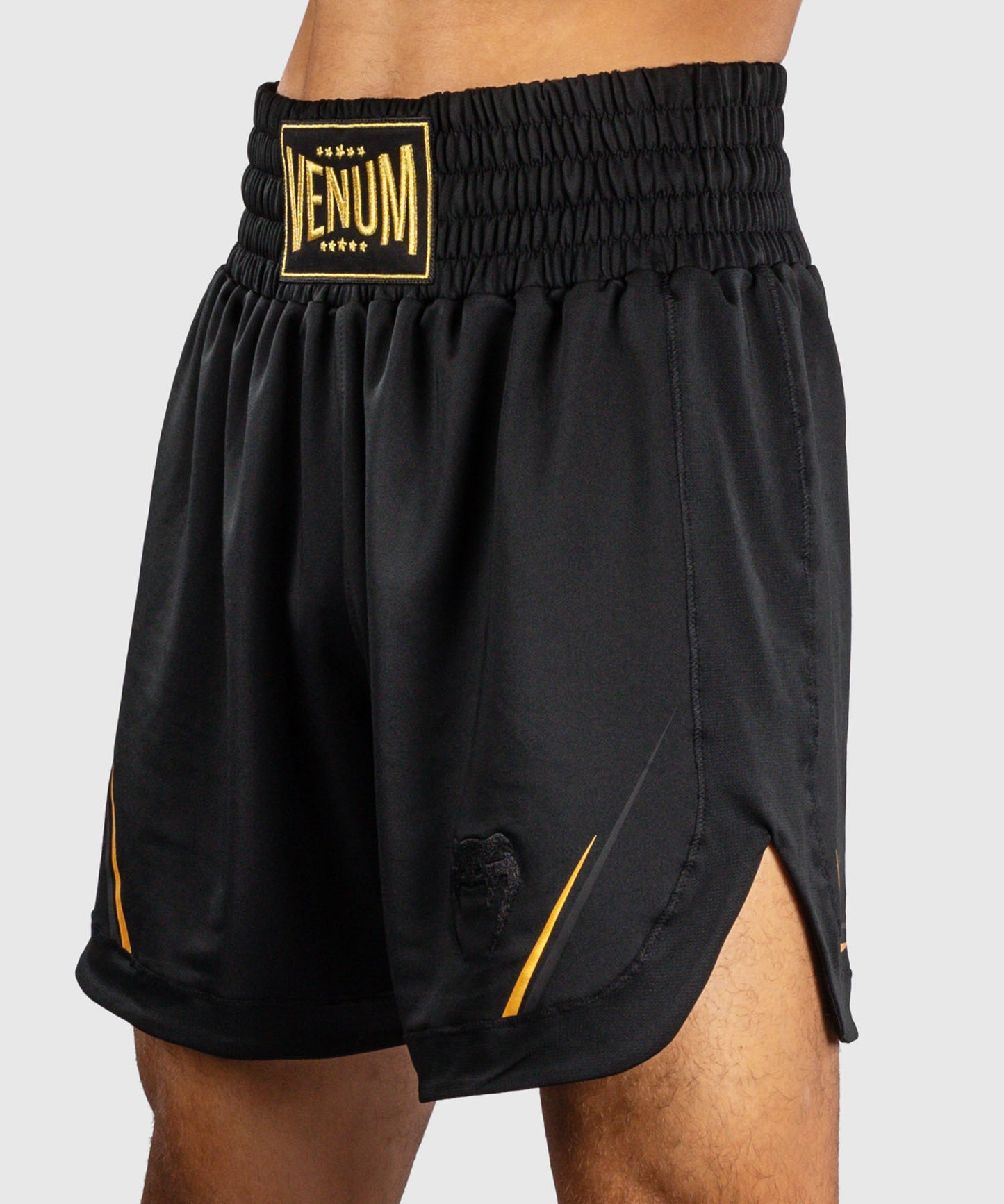 Venum G-Core Pantalón Corto de Boxeo - Negro/Oro