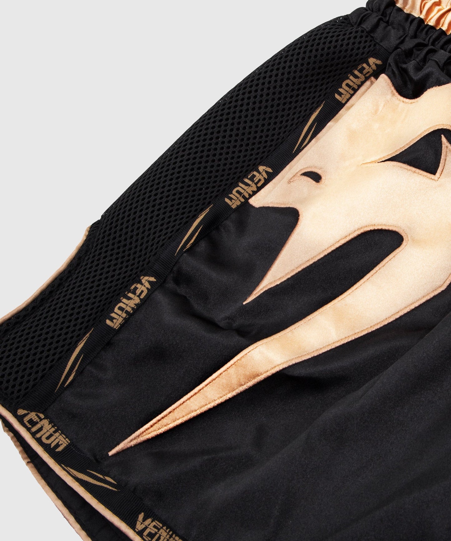 Short de Muay Thai Venum Giant