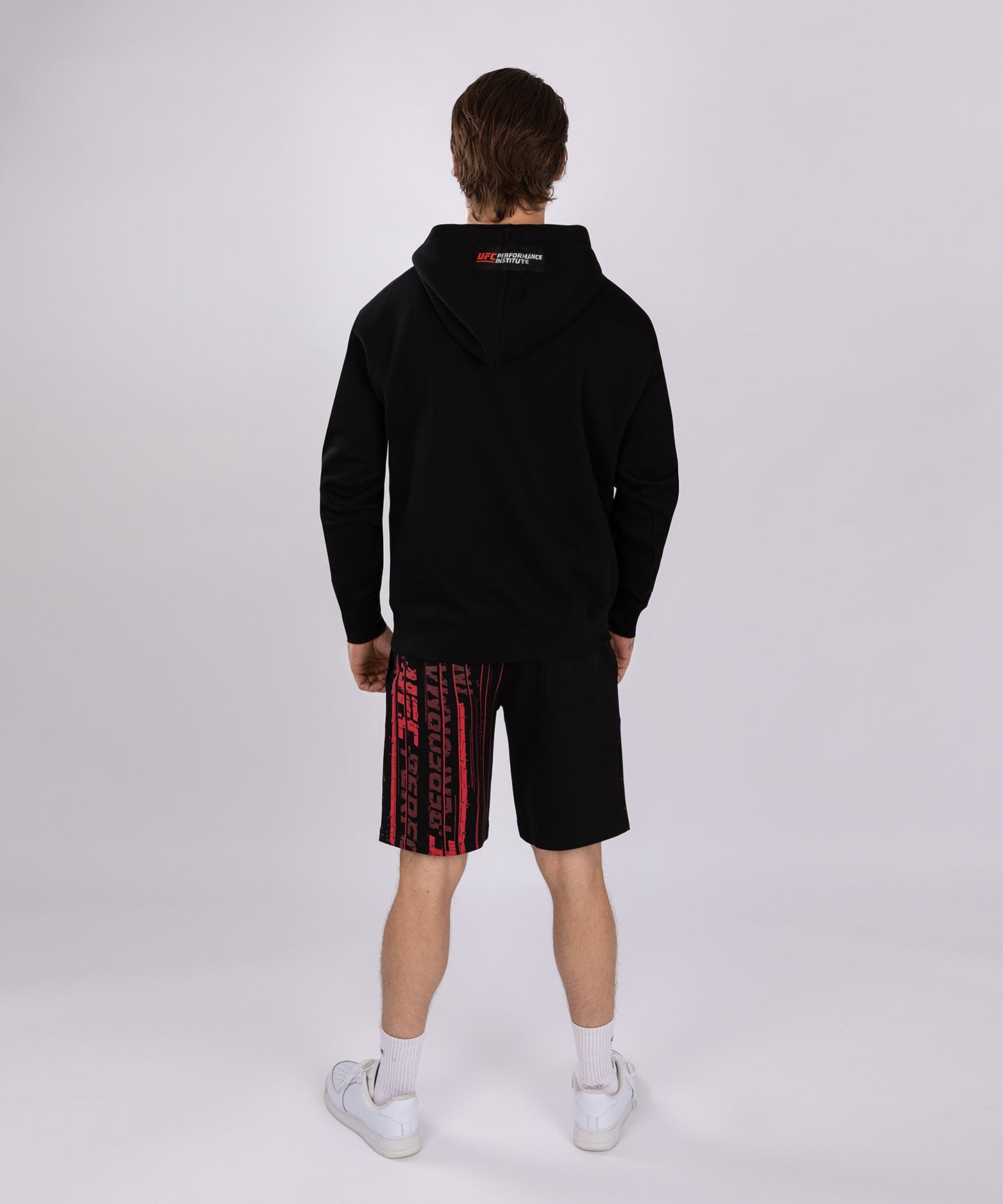 UFC Venum Performance Institute 2.0 Felpa con Cappuccio da Uomo - Nero/Rosso