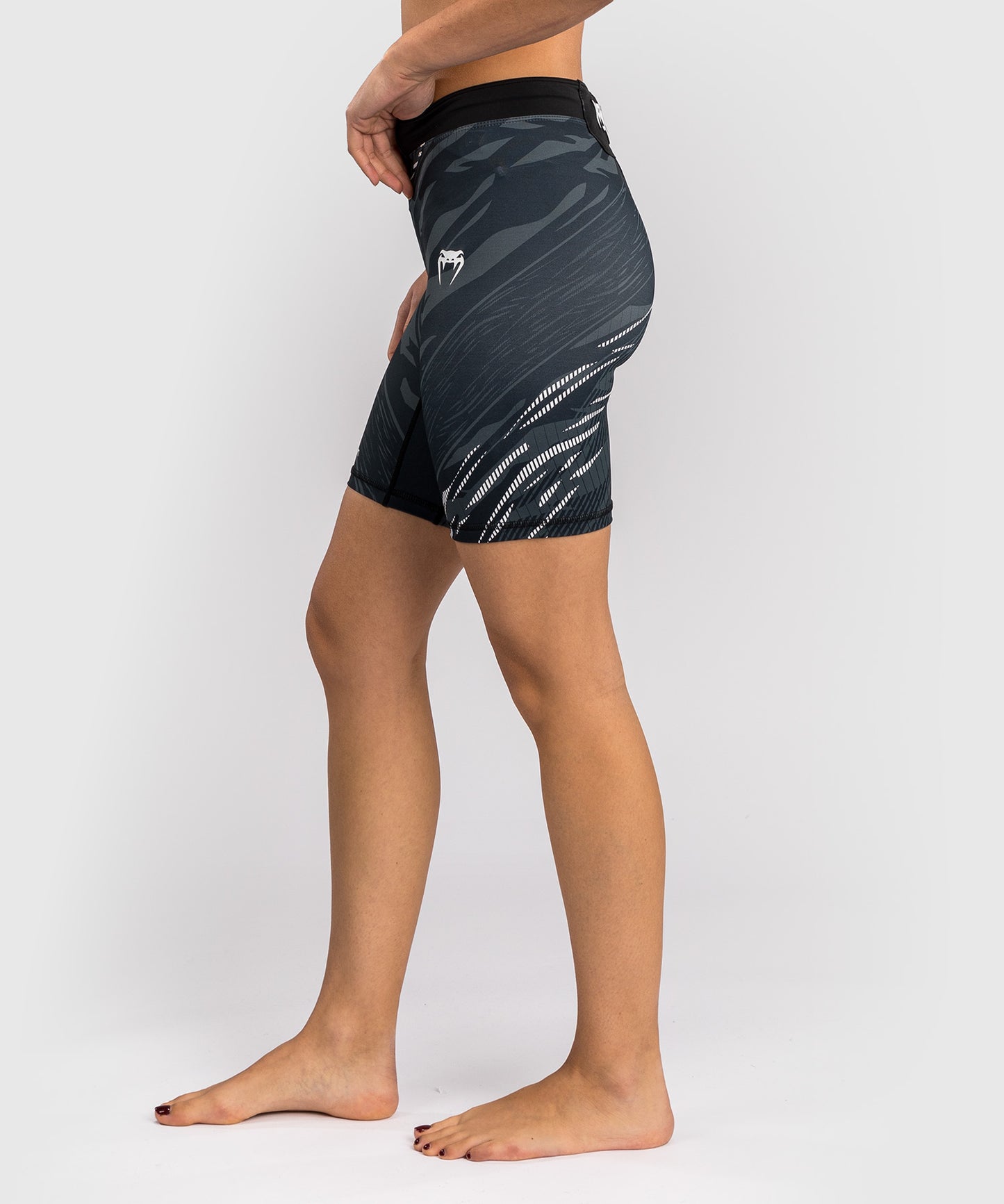 Short de compression pour Femmes UFC Fusion by Venum Authentic Fight Night - Coupe Longue - Noir