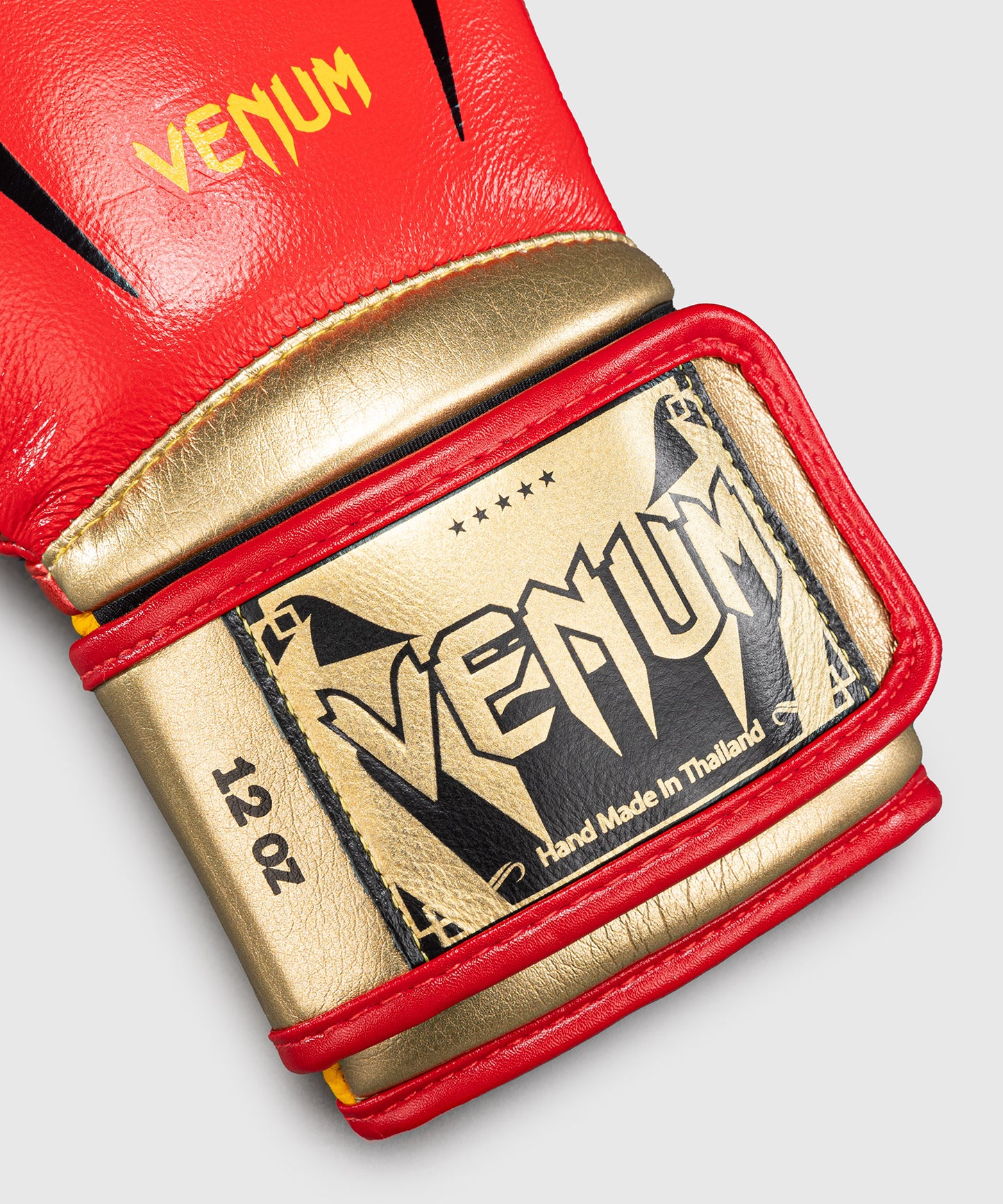 Gants de boxe Venum Giant 3.0 - Rouge/Jaune/Doré