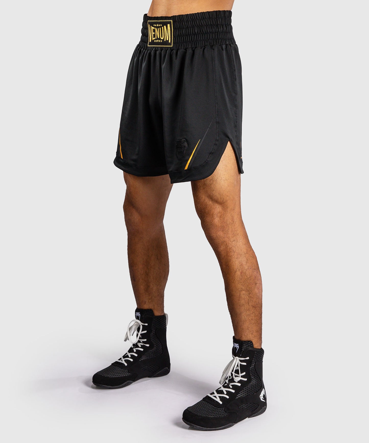 Venum G-Core Pantalón Corto de Boxeo - Negro/Oro