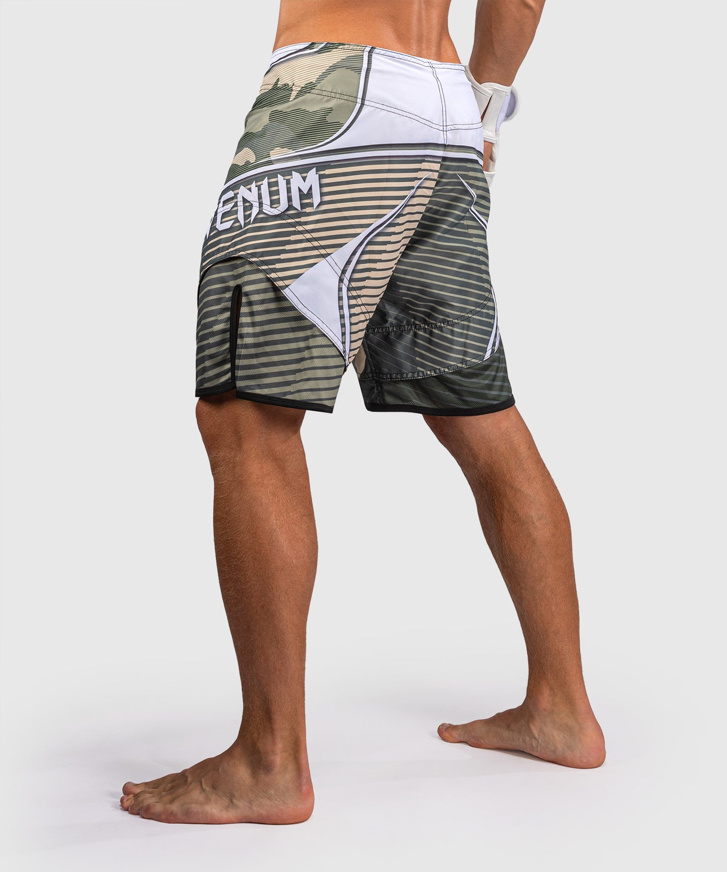 Venum Camo Hero Short de Combate - Caqui/ Blanco Hueso