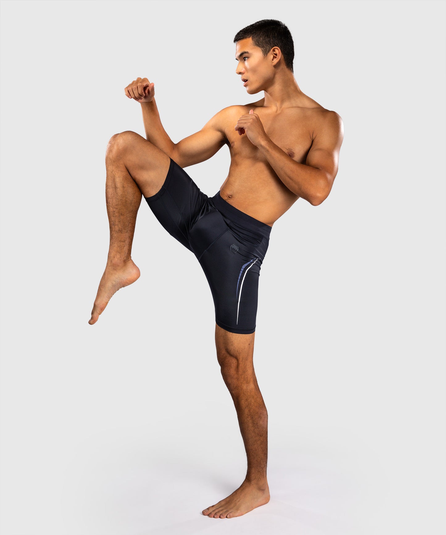 Venum G-Core Pantalón Corto de Compresión - Azul Marino/Blanco