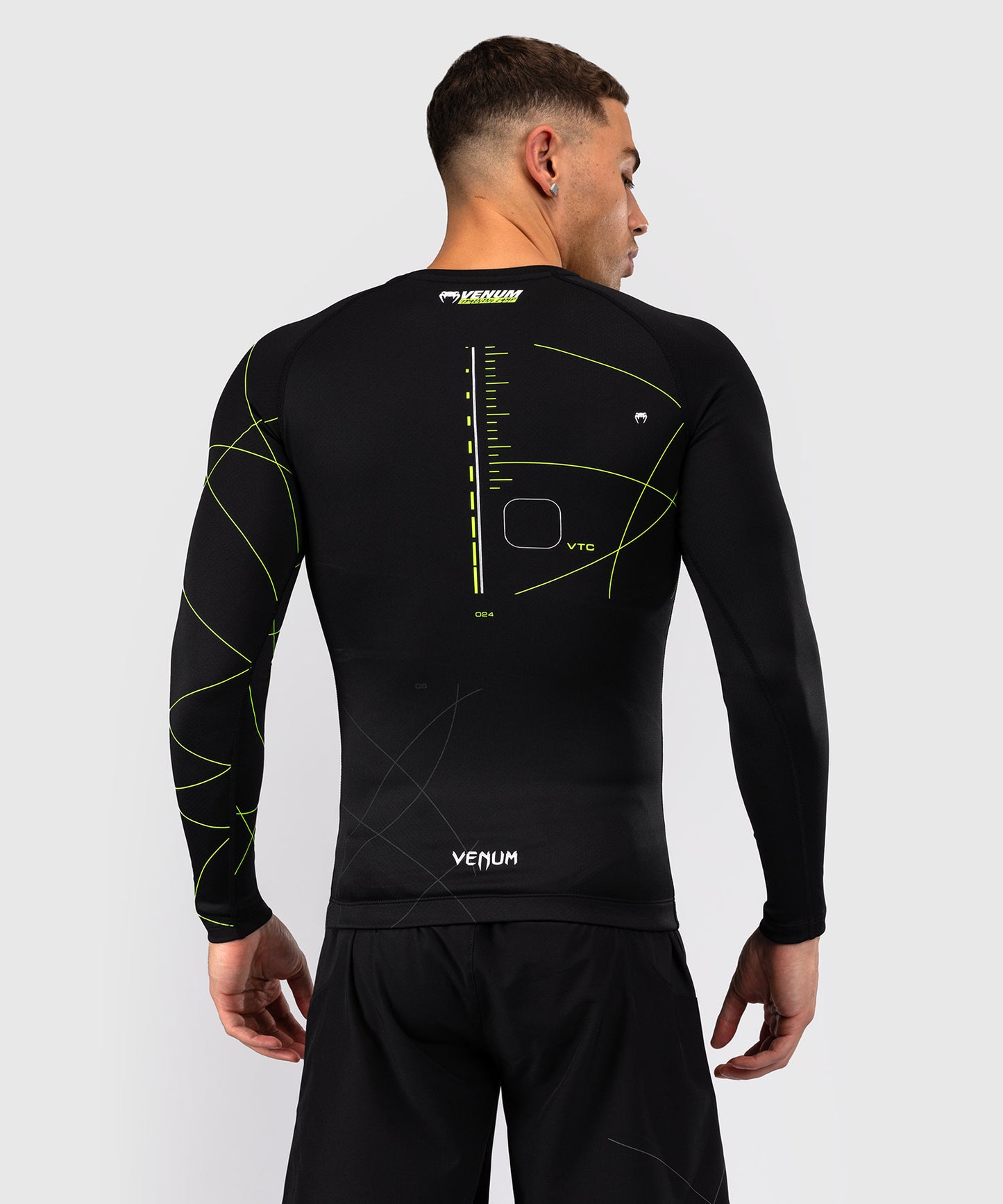 Rashguard Manches Longues Venum Training Camp 4.0 - Noir/Vert fluo