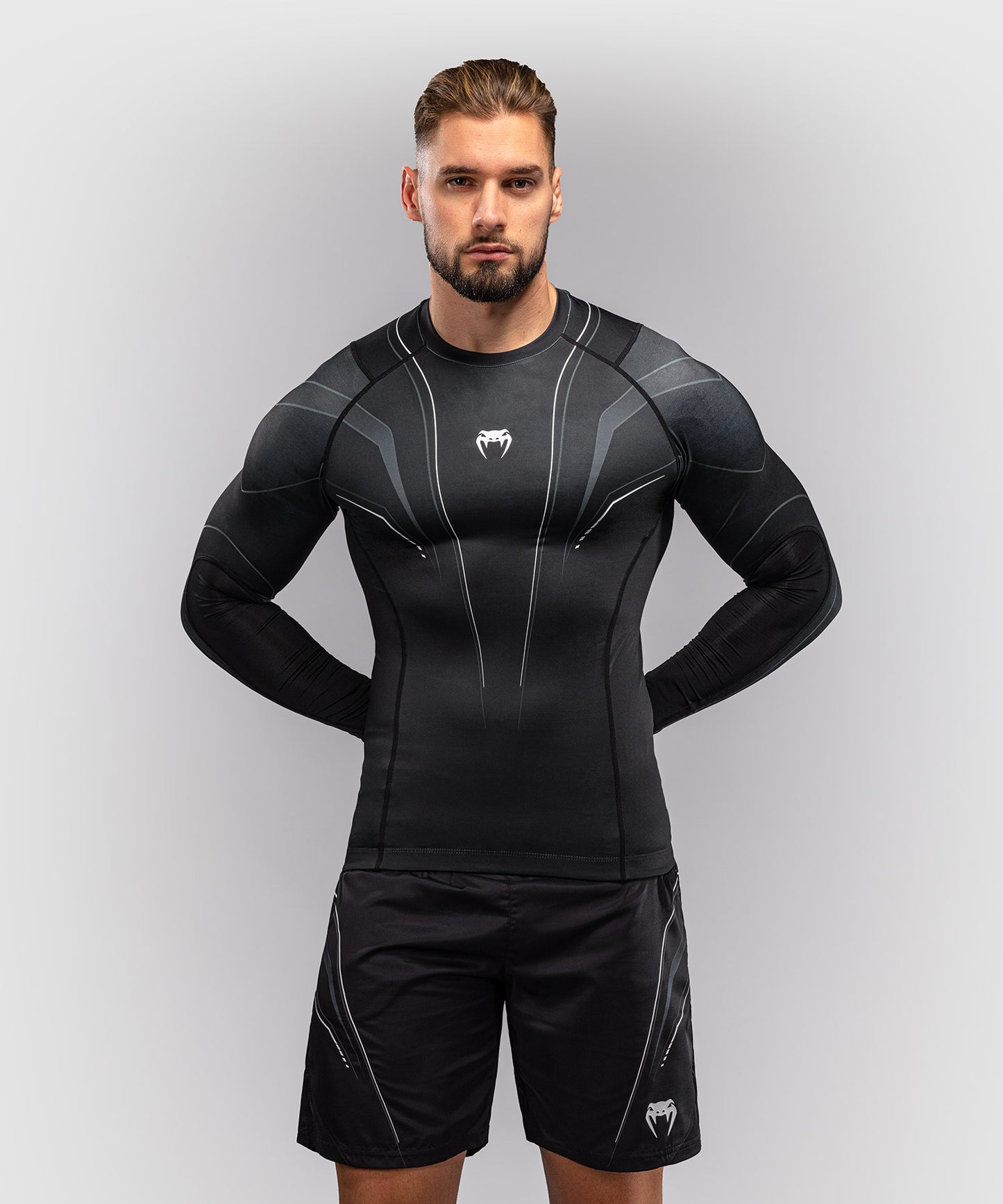 Rashguard à Manches Longues Venum Streamline – Noir/Blanc