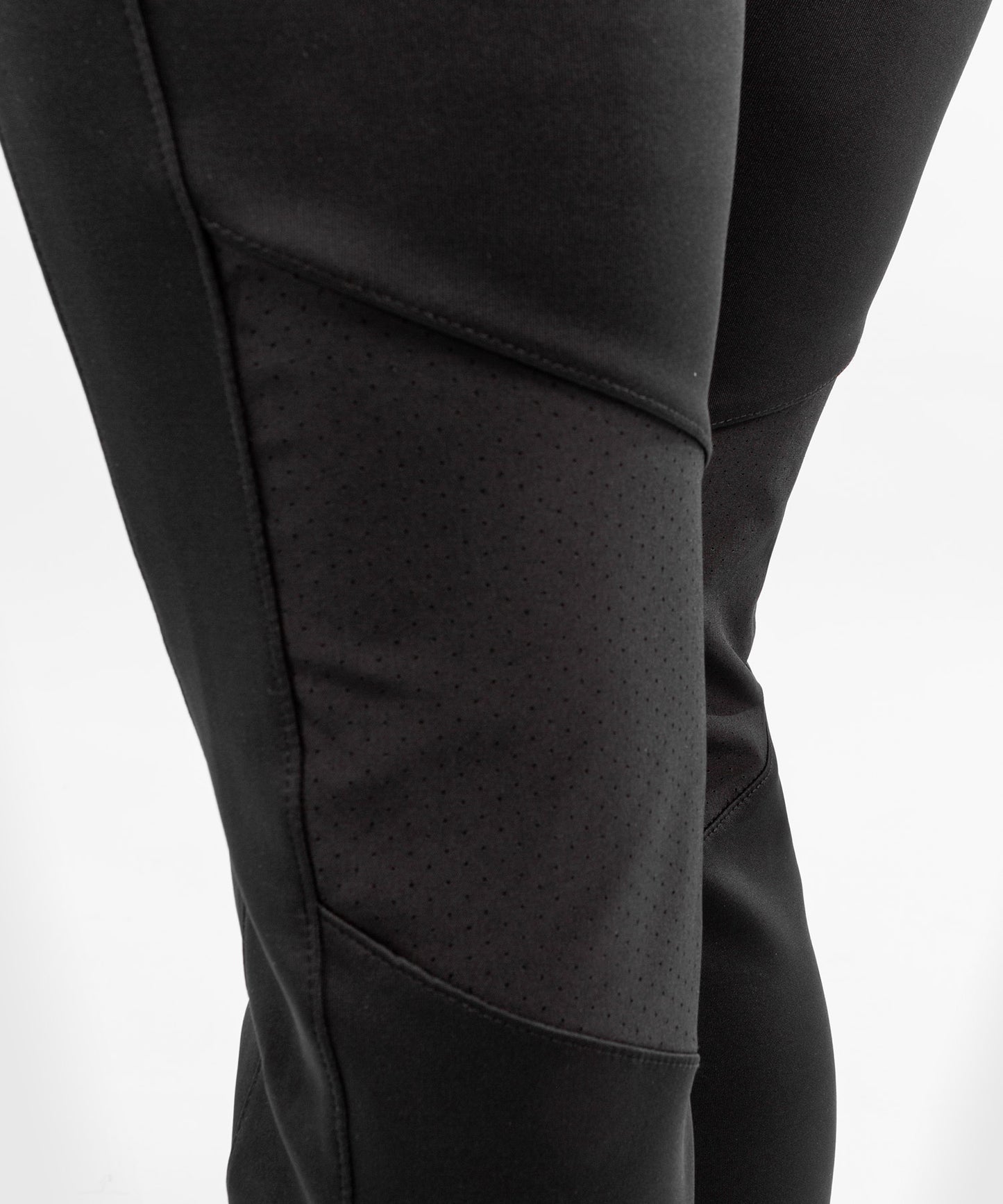UFC Venum Authentic Fight Night Damen Walkout Pant - Champion
