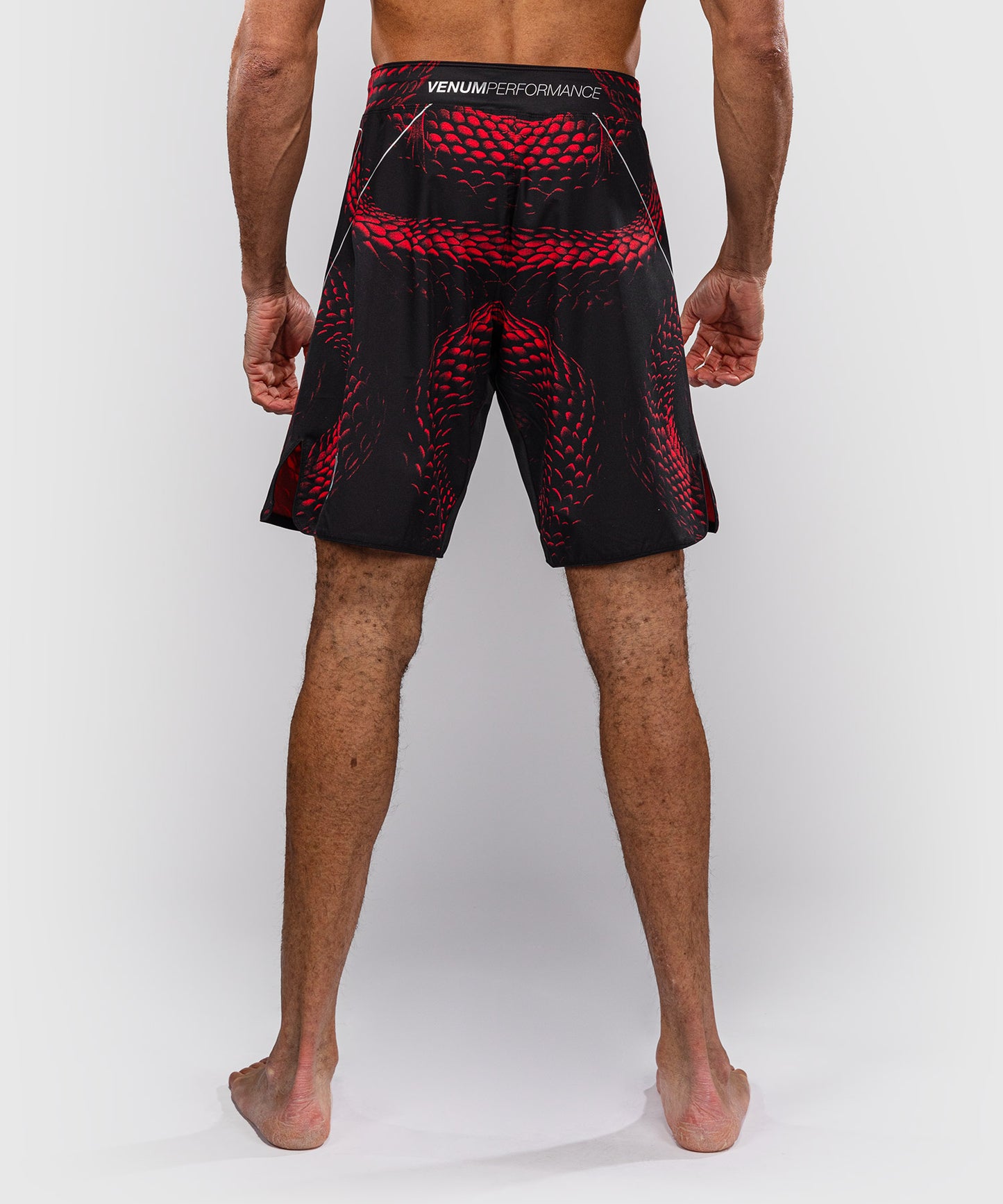 Venum Matupa Fightshorts - Schwarz/Rot/Silber