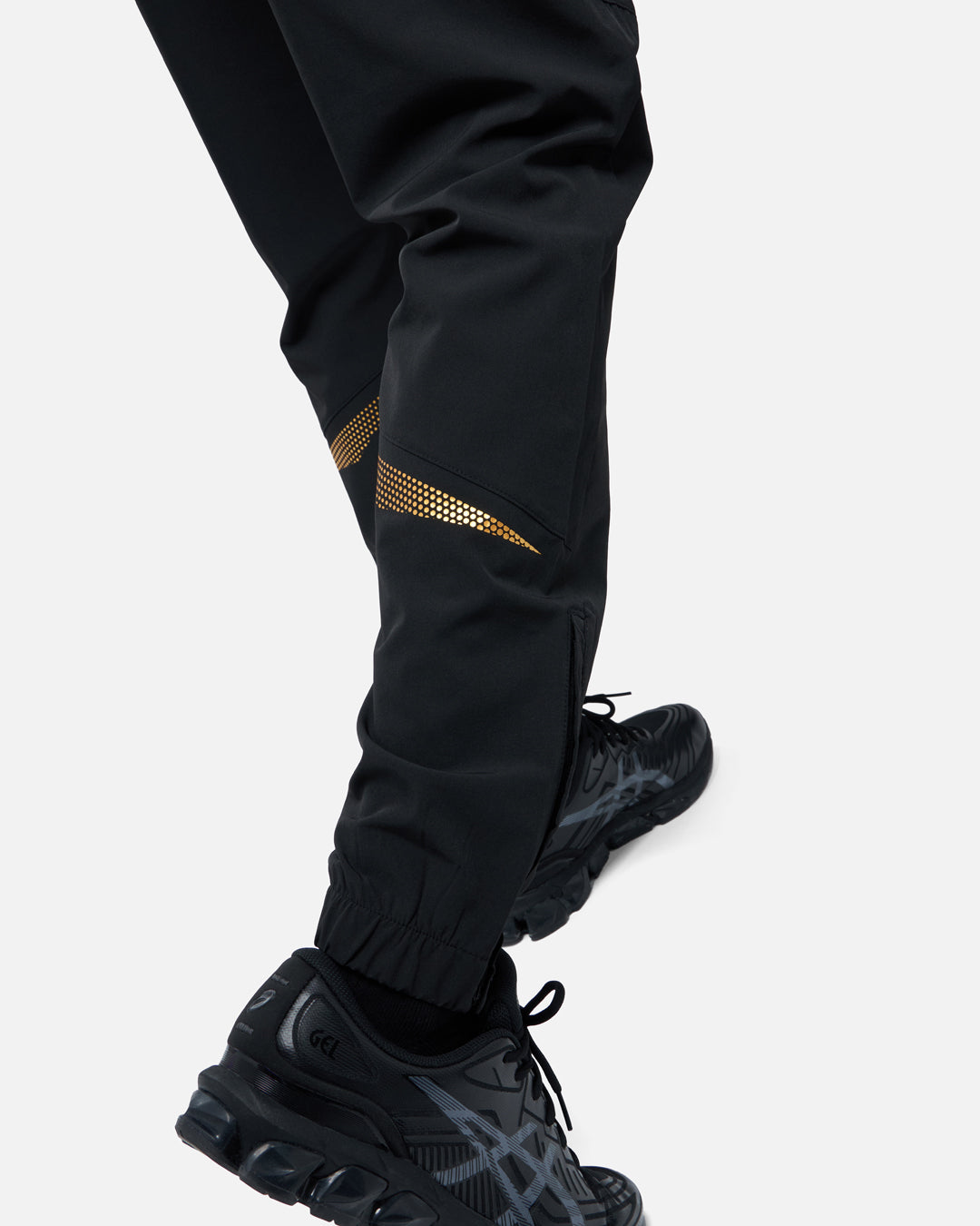FK x Venum Hexagone MMA Komplettes Trainingsanzug-Set (Jacke + Hose) - Schwarz/Gold