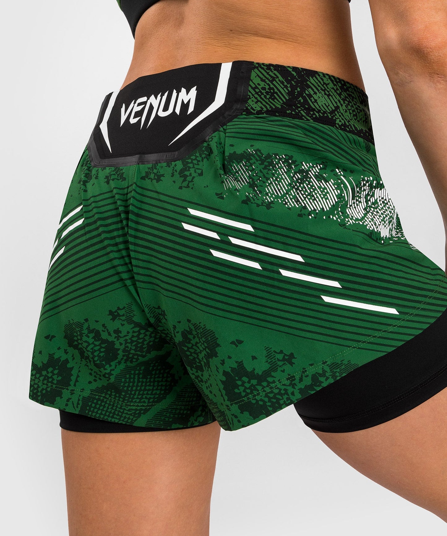 Short de Combat pour Femmes UFC Adrenaline by Venum Authentic Fight Night - Vert