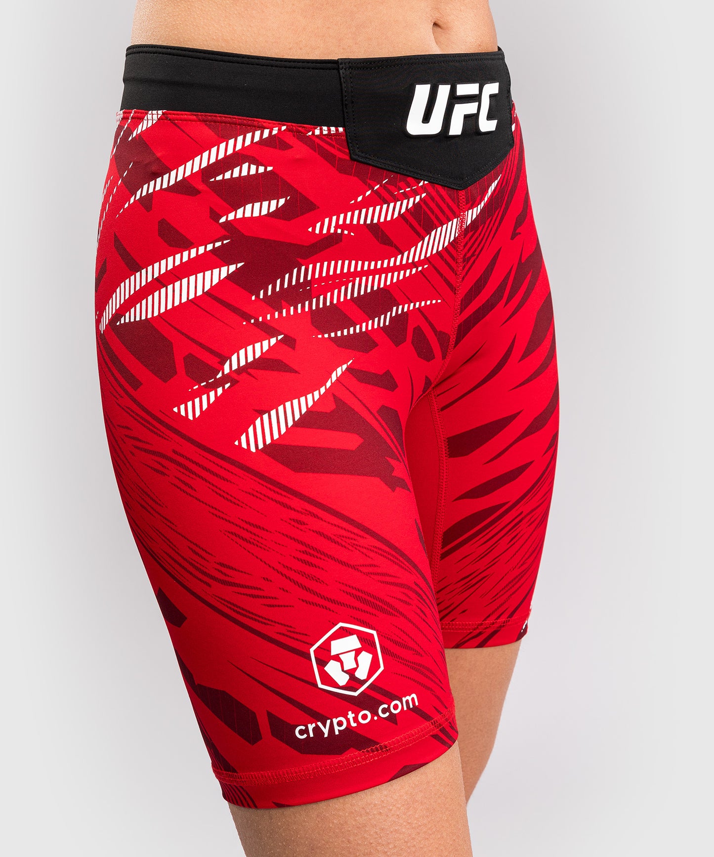 UFC Fusion by Venum Authentic Fight Night Vale Tudo Shorts para Mujer - Ajuste Largo - Rojo