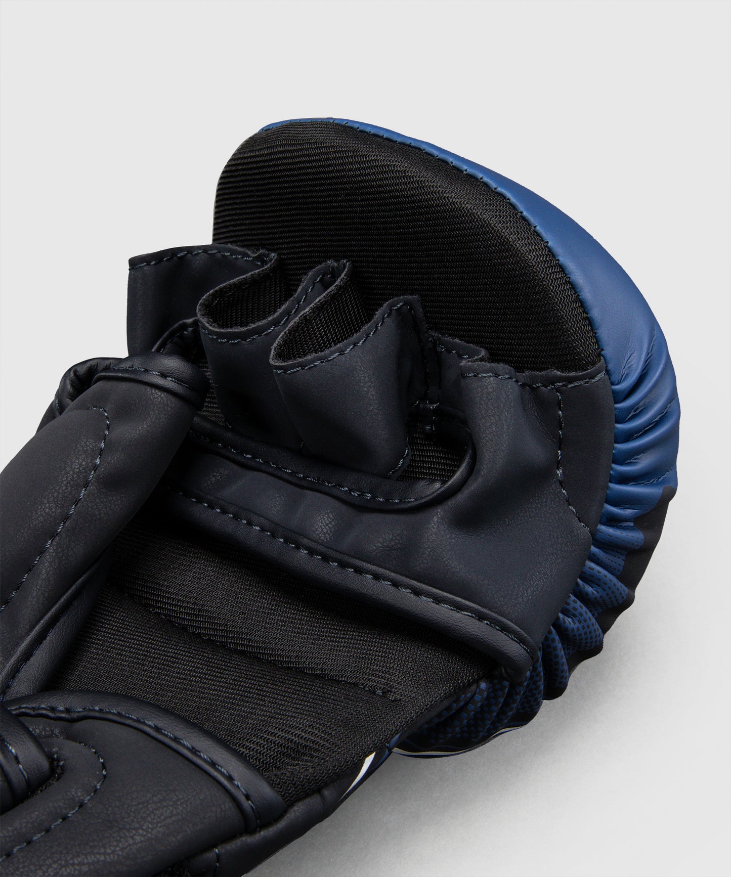 Venum G-Core Guanti da sparring - Blu navy/Bianco