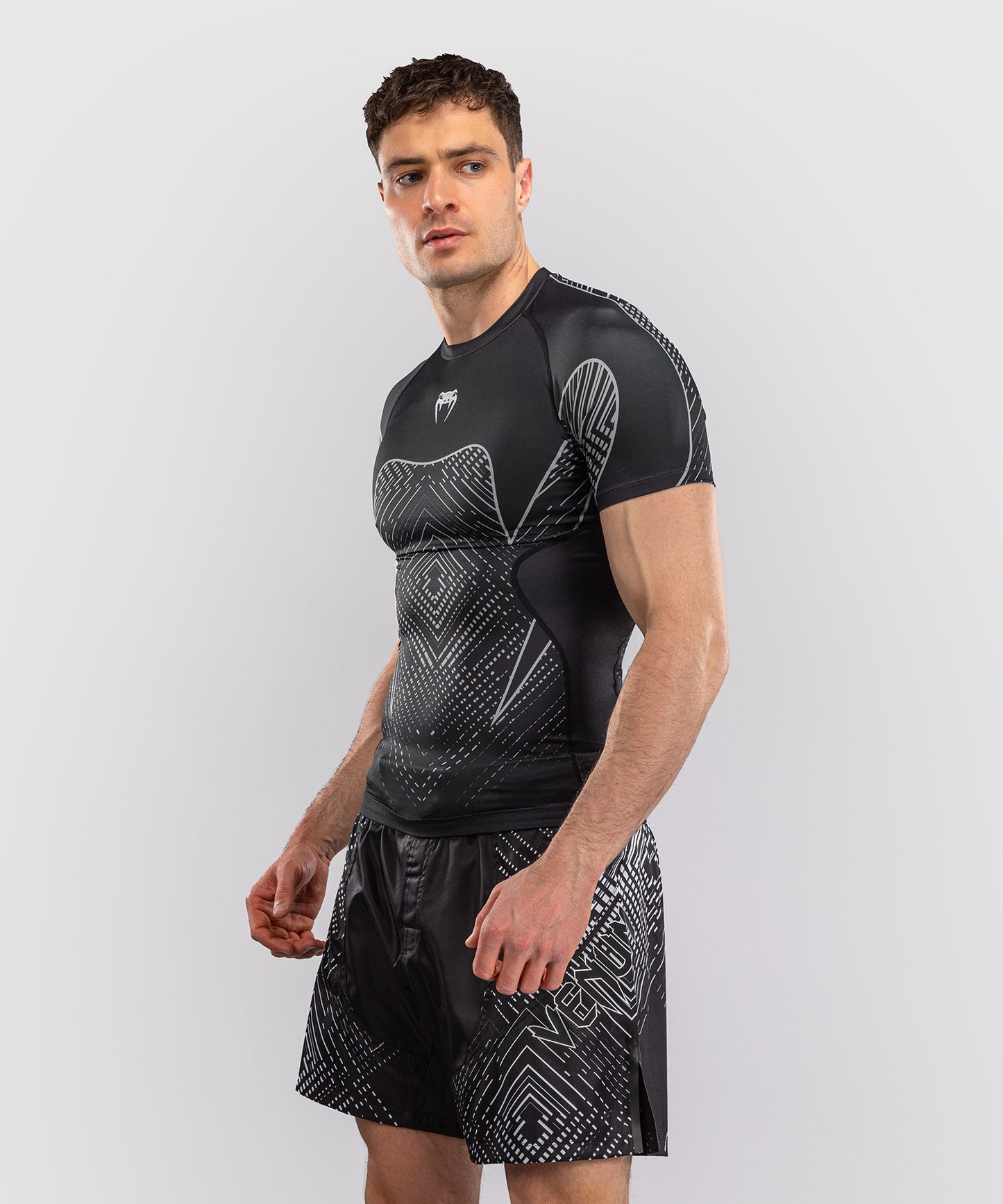 Rashguard à Manches Courtes Venum Midnight Fury – Noir/Gris/Argent
