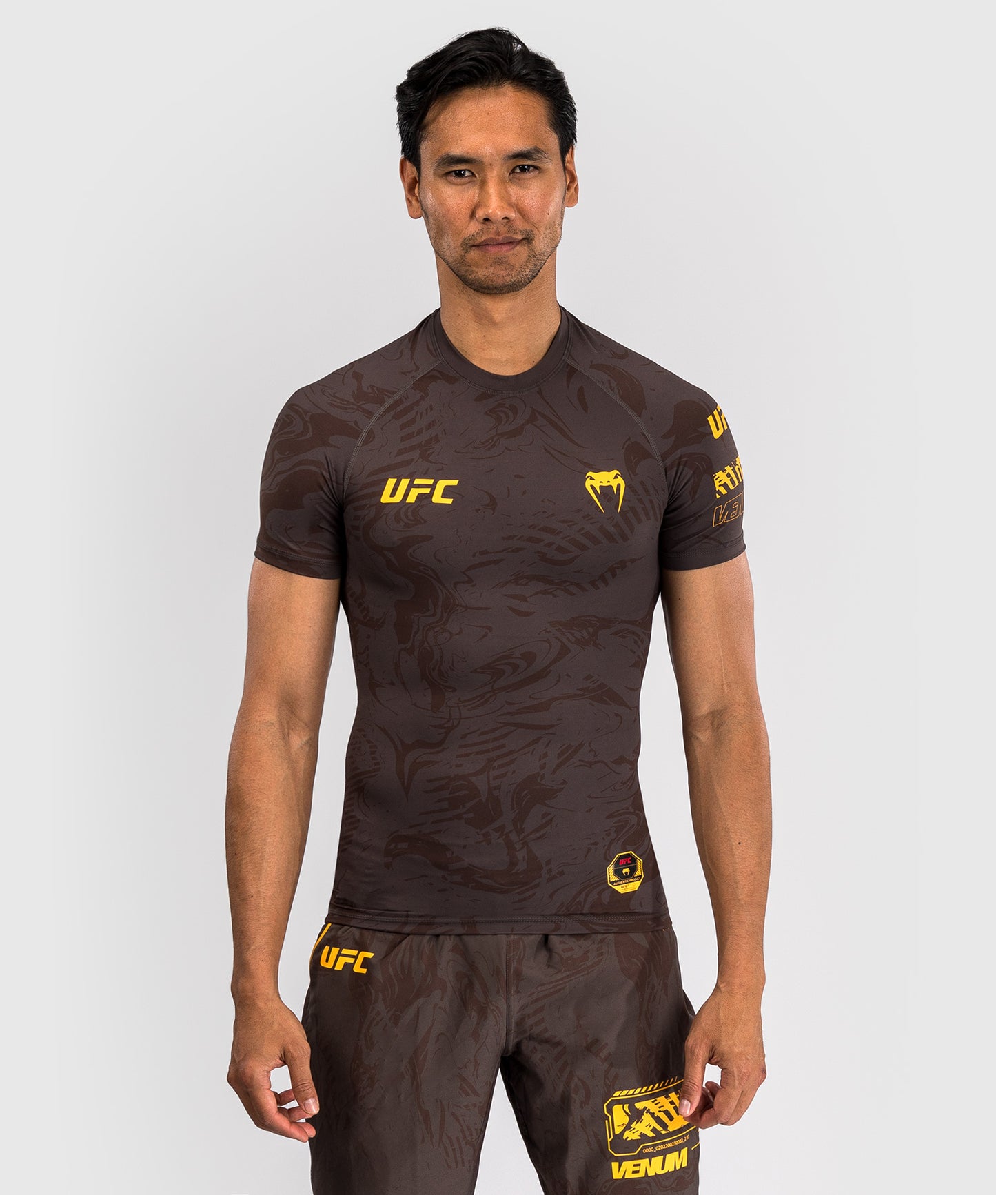 Rashguard Performance à Manches Courtes pour Hommes UFC Fusion by Venum Fight Week - Marron Terrestre