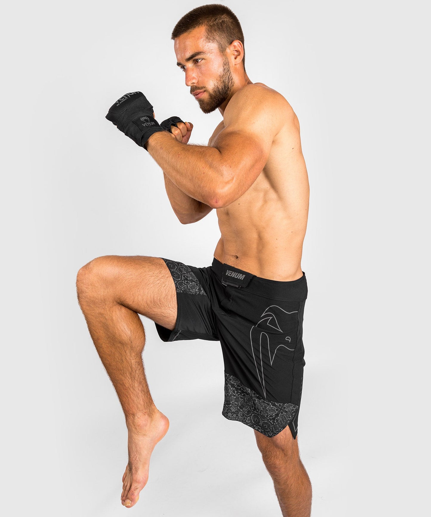 Venum Reflective MMA Short Light 4.0 - Black/Black