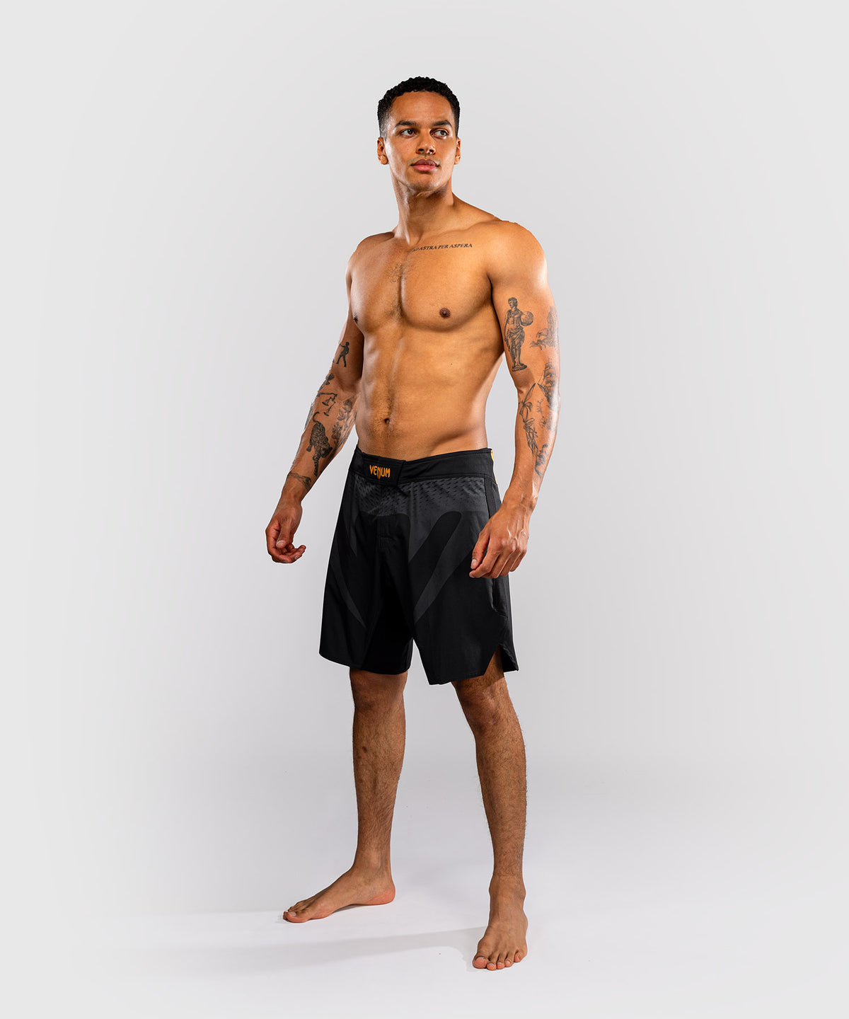 Venum Attack Fightshorts - Schwarz/Gold