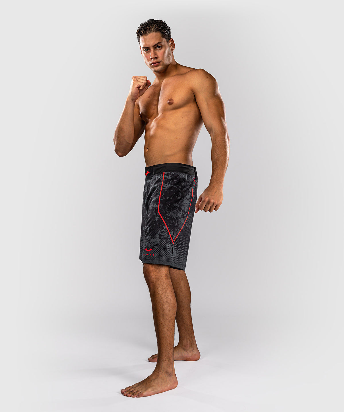 Venum x Batman Fightshorts - Negro/Gris/Rojo