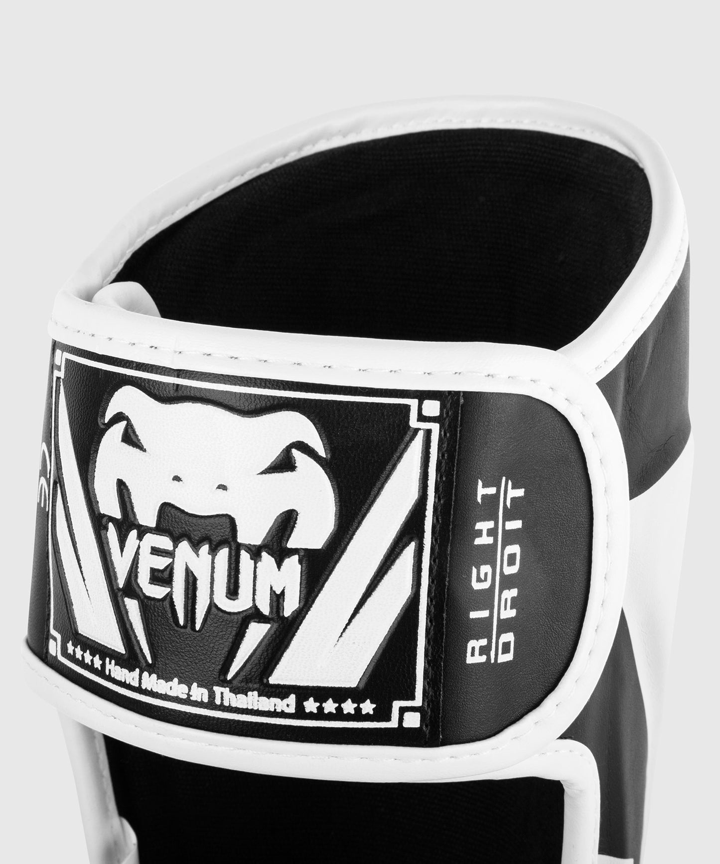 Venum Elite Espinerillas - Negro/Blanco