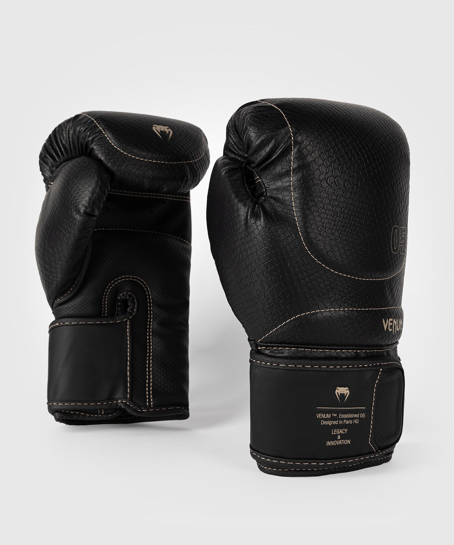 Venum Impact Evo Scales Boxhandschuhe – Schwarz