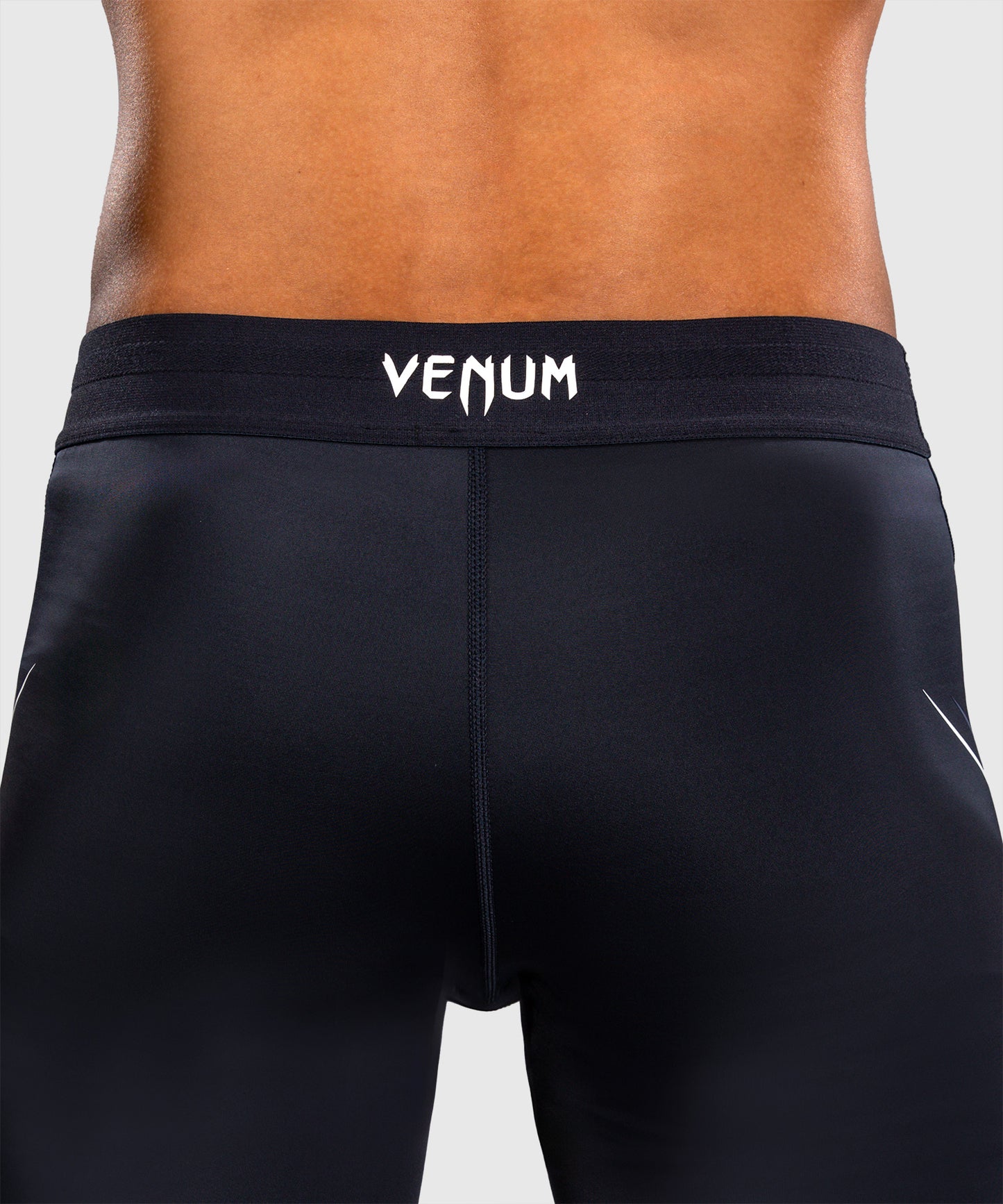 Venum G-Core Pantalón Corto de Compresión - Azul Marino/Blanco