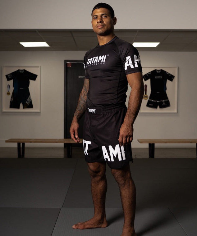 Tatami Fightwear Raven Fightshorts – Schwarz