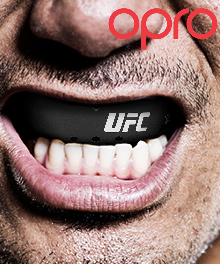 Opro UFC Zahnschutz – Schwarz/Bronze