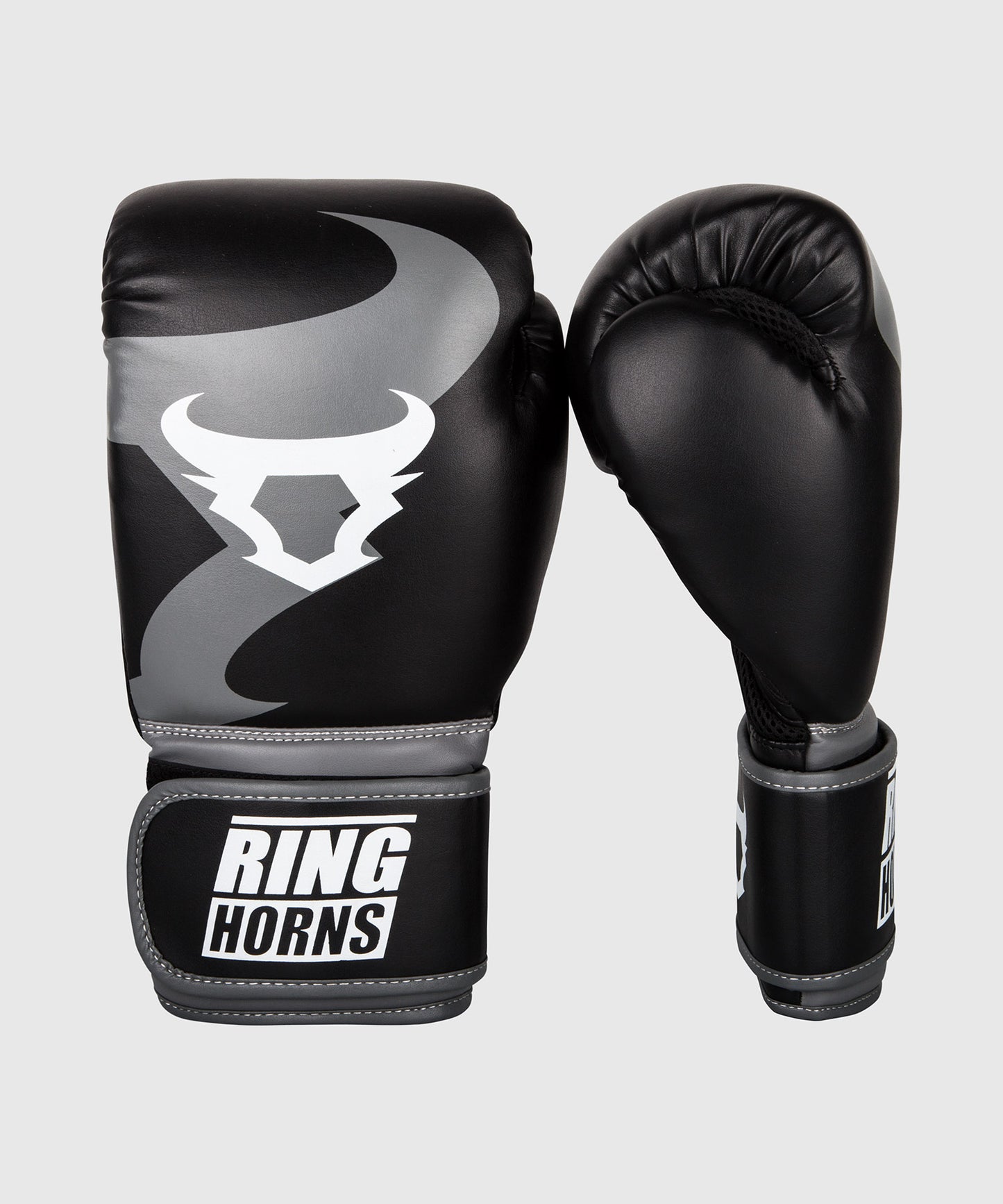 Ringhorns Charger by Venum Boxhandschuhe – Schwarz