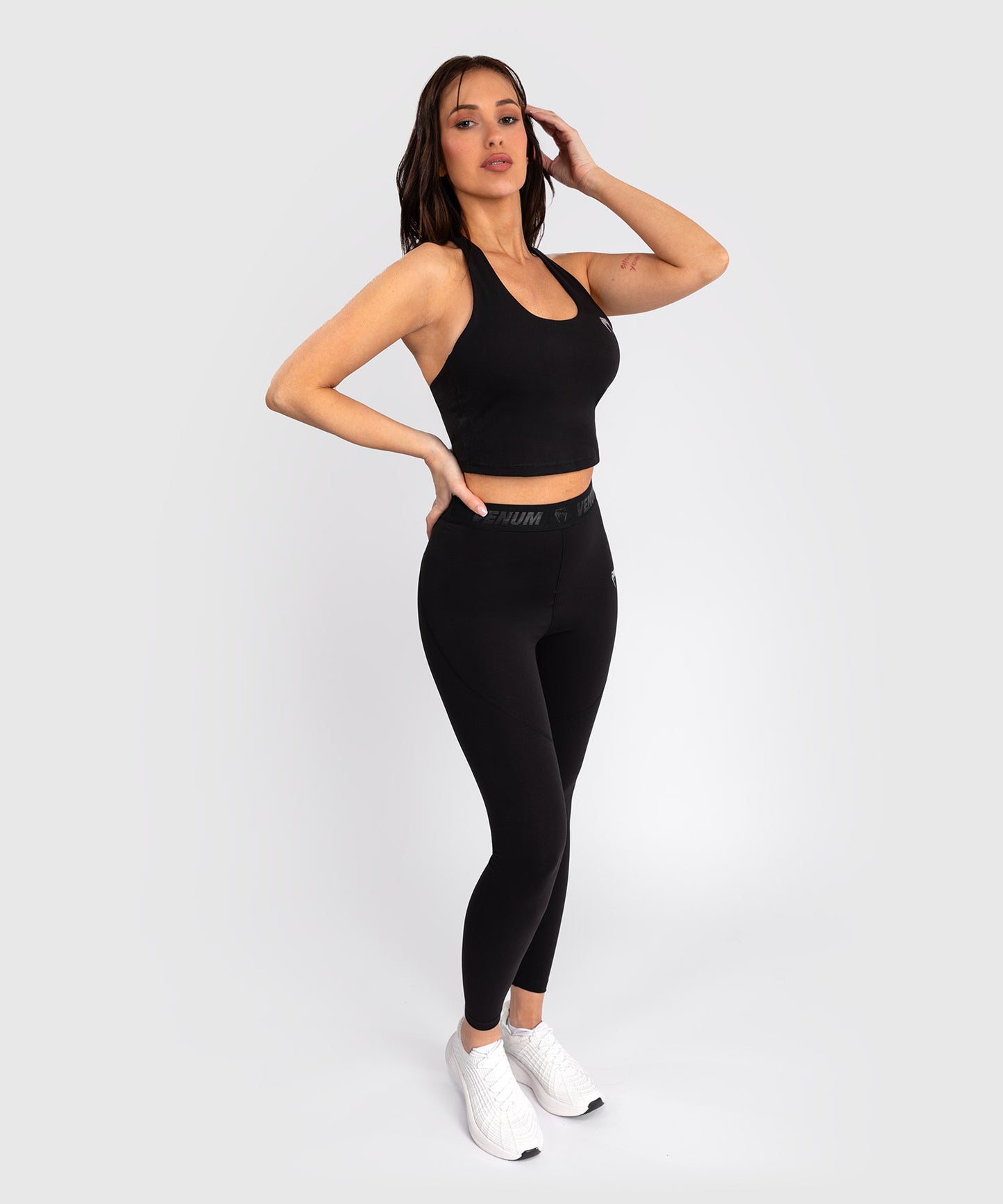 Venum Elevate Langer Sport-BH für Frauen - Schwarz